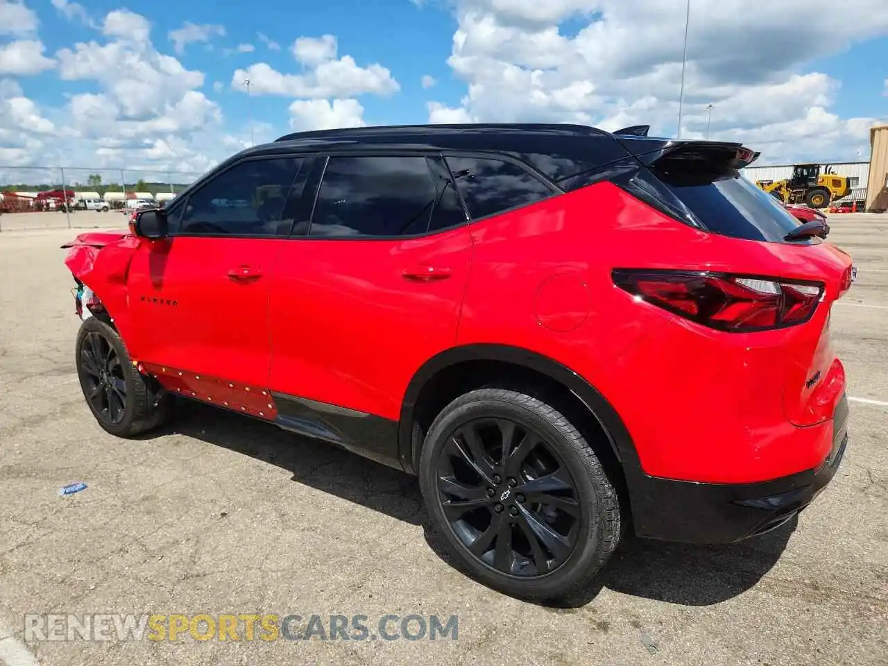 2 Photograph of a damaged car 3GNKBERS2NS225158 CHEVROLET BLAZER 2022