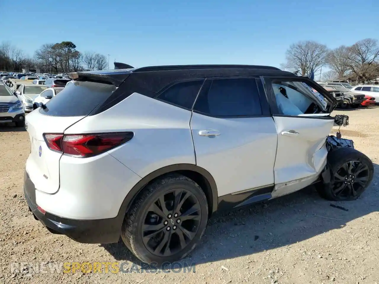 3 Photograph of a damaged car 3GNKBERS4NS134747 CHEVROLET BLAZER 2022