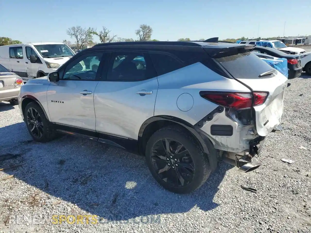 2 Photograph of a damaged car 3GNKBERS7NS151817 CHEVROLET BLAZER 2022