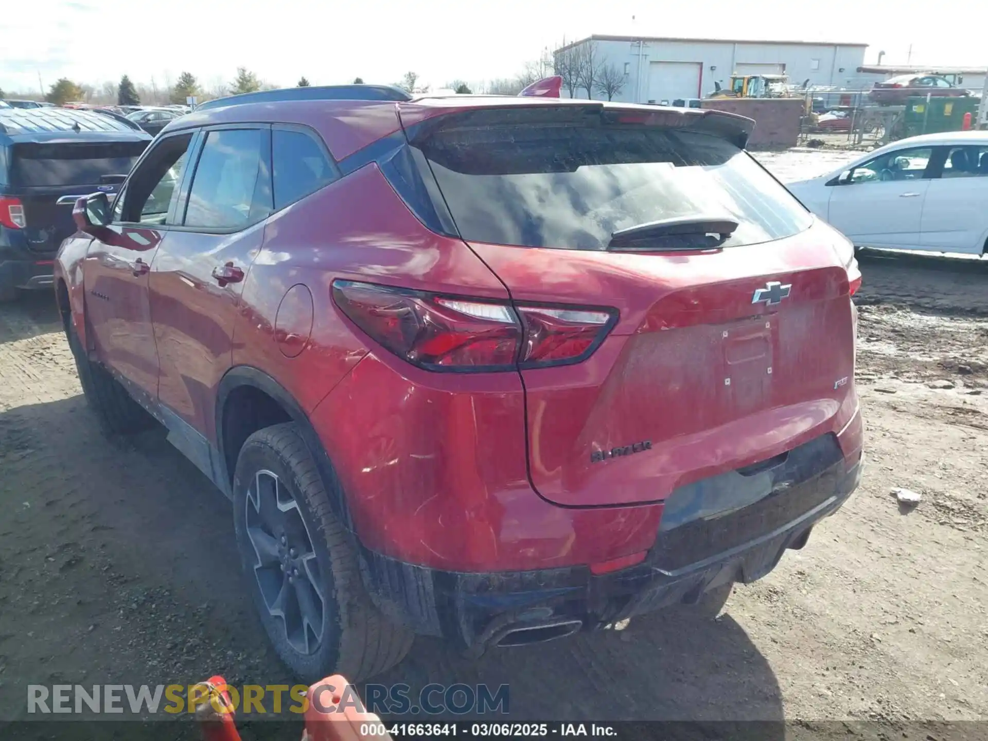 3 Photograph of a damaged car 3GNKBERS9NS112212 CHEVROLET BLAZER 2022