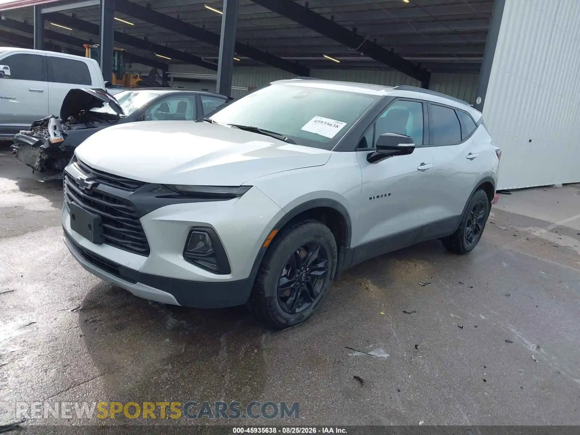2 Photograph of a damaged car 3GNKBHR40NS150334 CHEVROLET BLAZER 2022