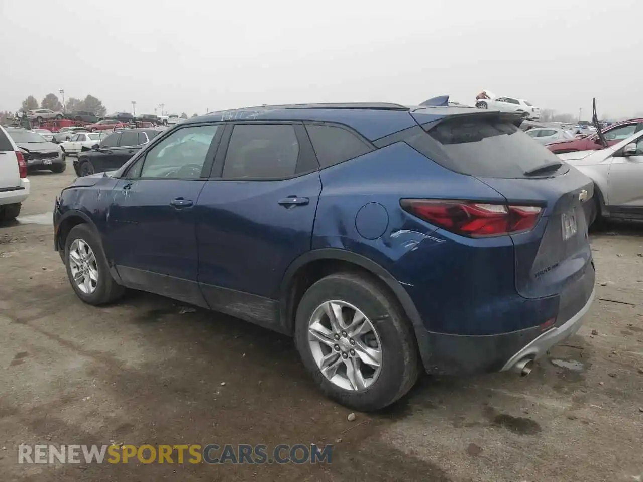 2 Photograph of a damaged car 3GNKBHR43NS224913 CHEVROLET BLAZER 2022