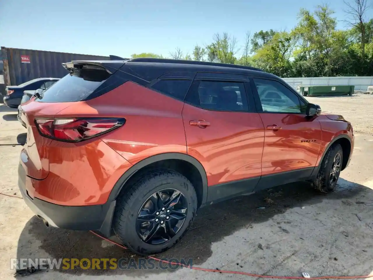 3 Photograph of a damaged car 3GNKBHR44NS133097 CHEVROLET BLAZER 2022