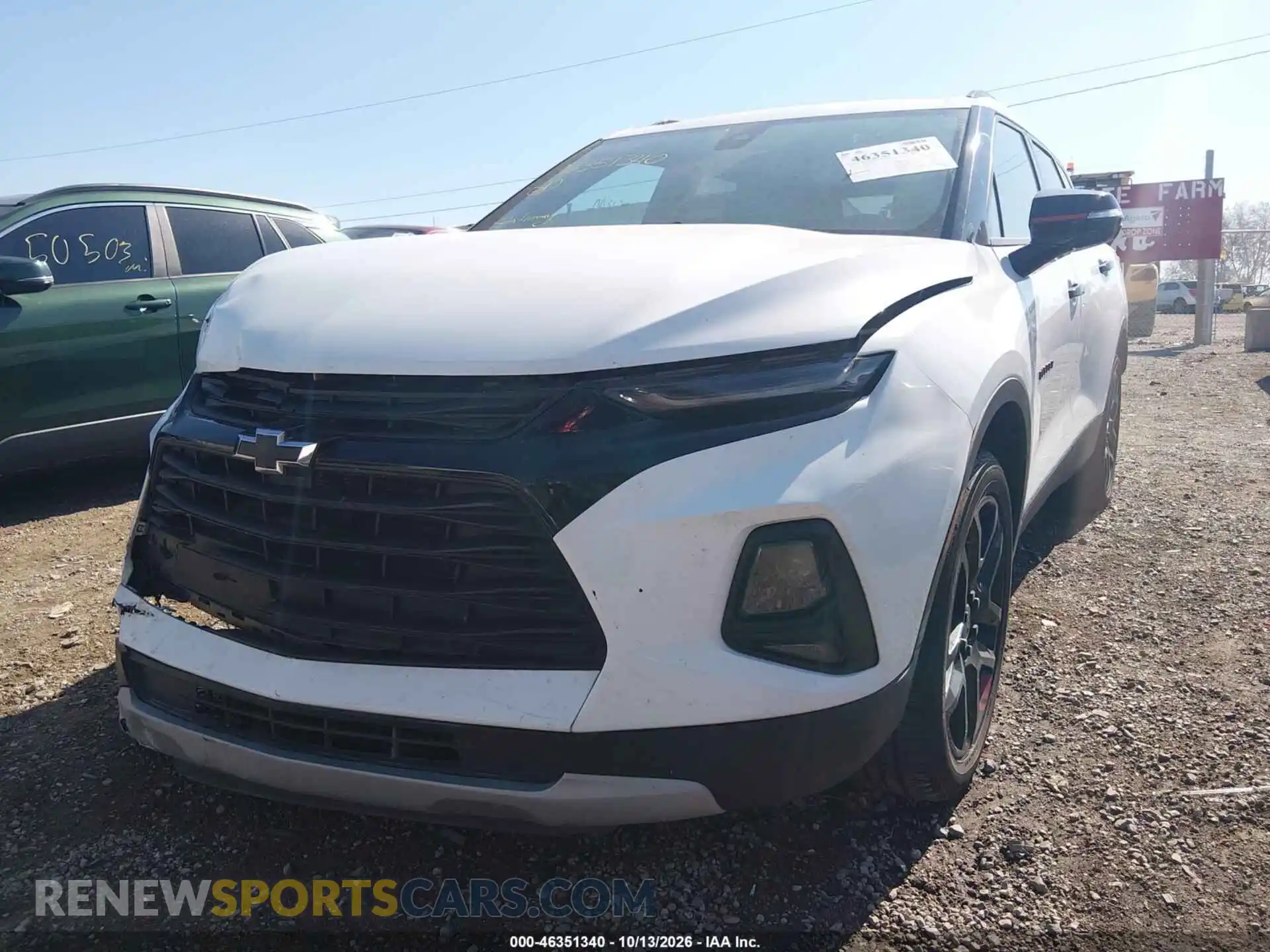 2 Photograph of a damaged car 3GNKBHR44NS204105 CHEVROLET BLAZER 2022