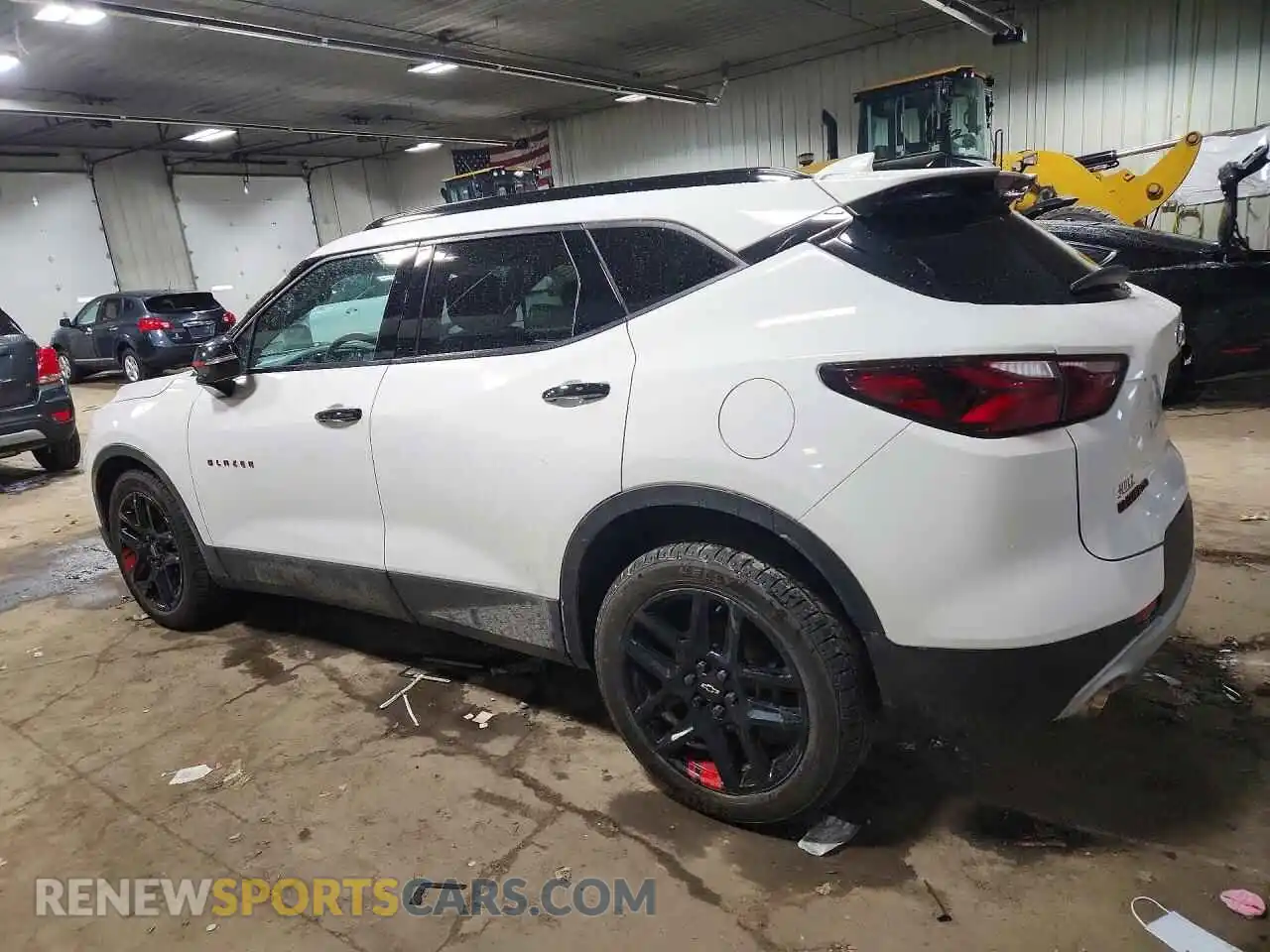 2 Photograph of a damaged car 3GNKBHR48NS203491 CHEVROLET BLAZER 2022