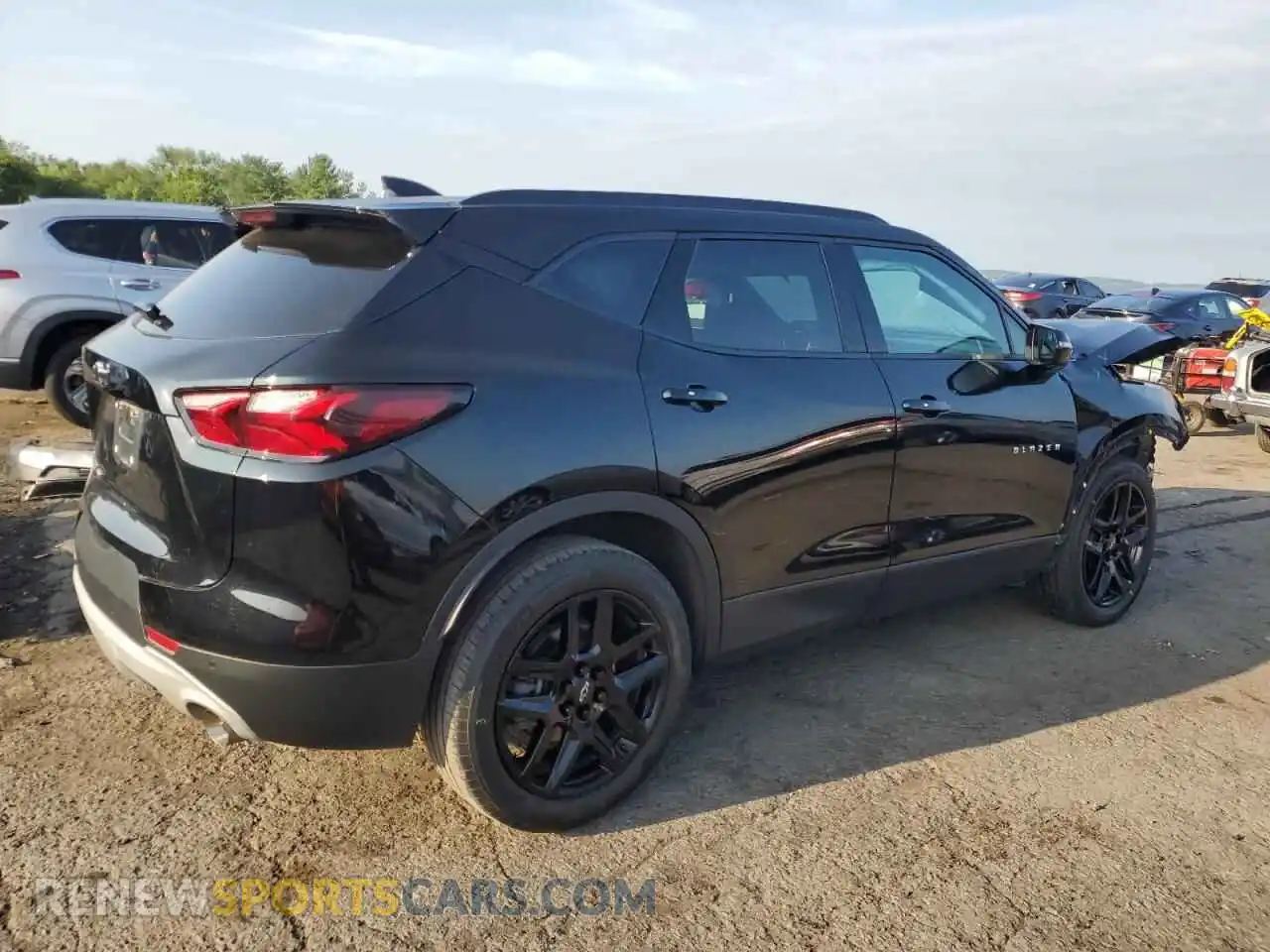 3 Photograph of a damaged car 3GNKBJRS2NS224570 CHEVROLET BLAZER 2022