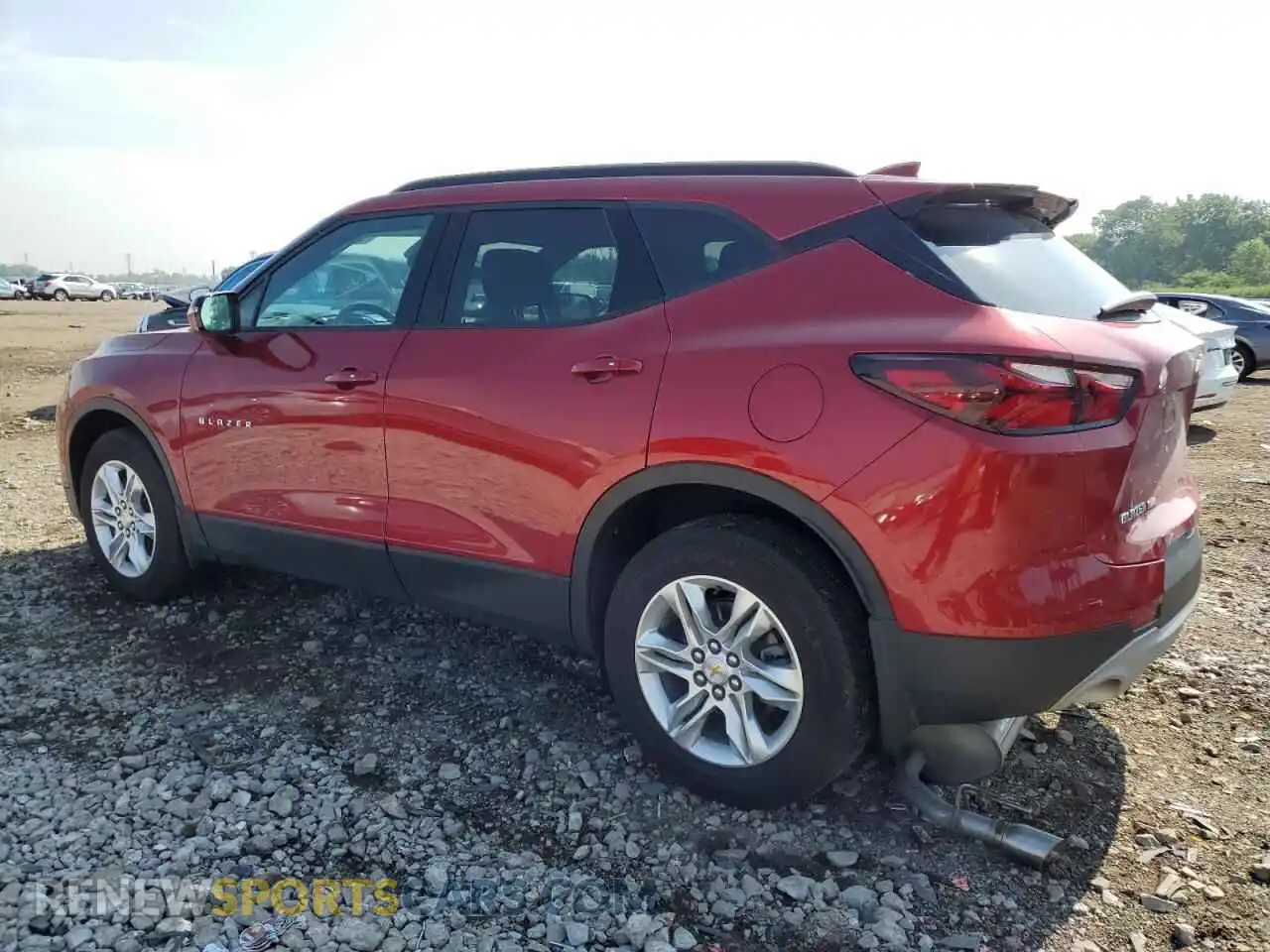 2 Photograph of a damaged car 3GNKBJRS3NS135655 CHEVROLET BLAZER 2022