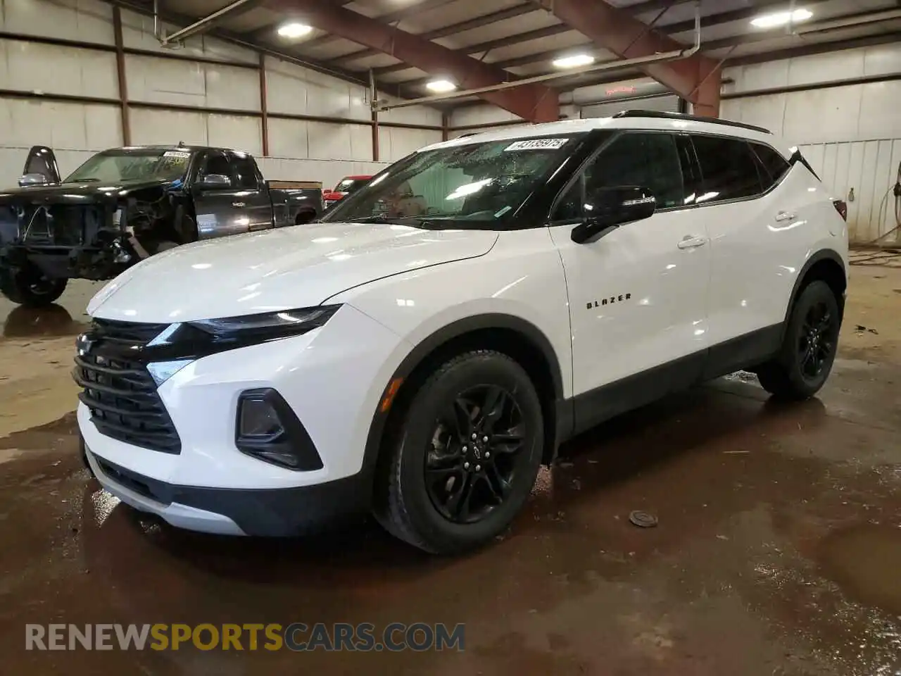 1 Photograph of a damaged car 3GNKBJRS7NS145282 CHEVROLET BLAZER 2022