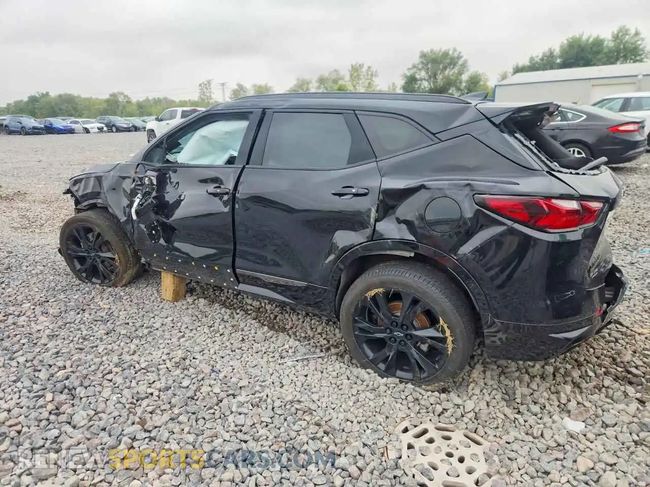 2 fotografías del automóvil dañado 3GNKBKRS0NS129057 CHEVROLET BLAZER 2022