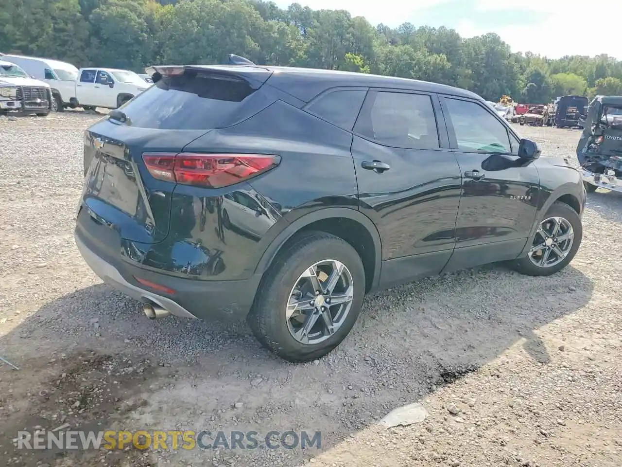 3 Photograph of a damaged car 3GNKBCR46PS144138 CHEVROLET BLAZER 2023