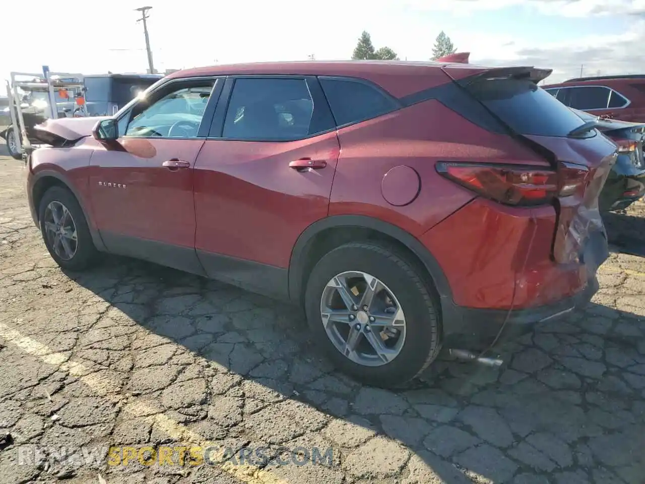 2 Photograph of a damaged car 3GNKBCR4XPS169575 CHEVROLET BLAZER 2023