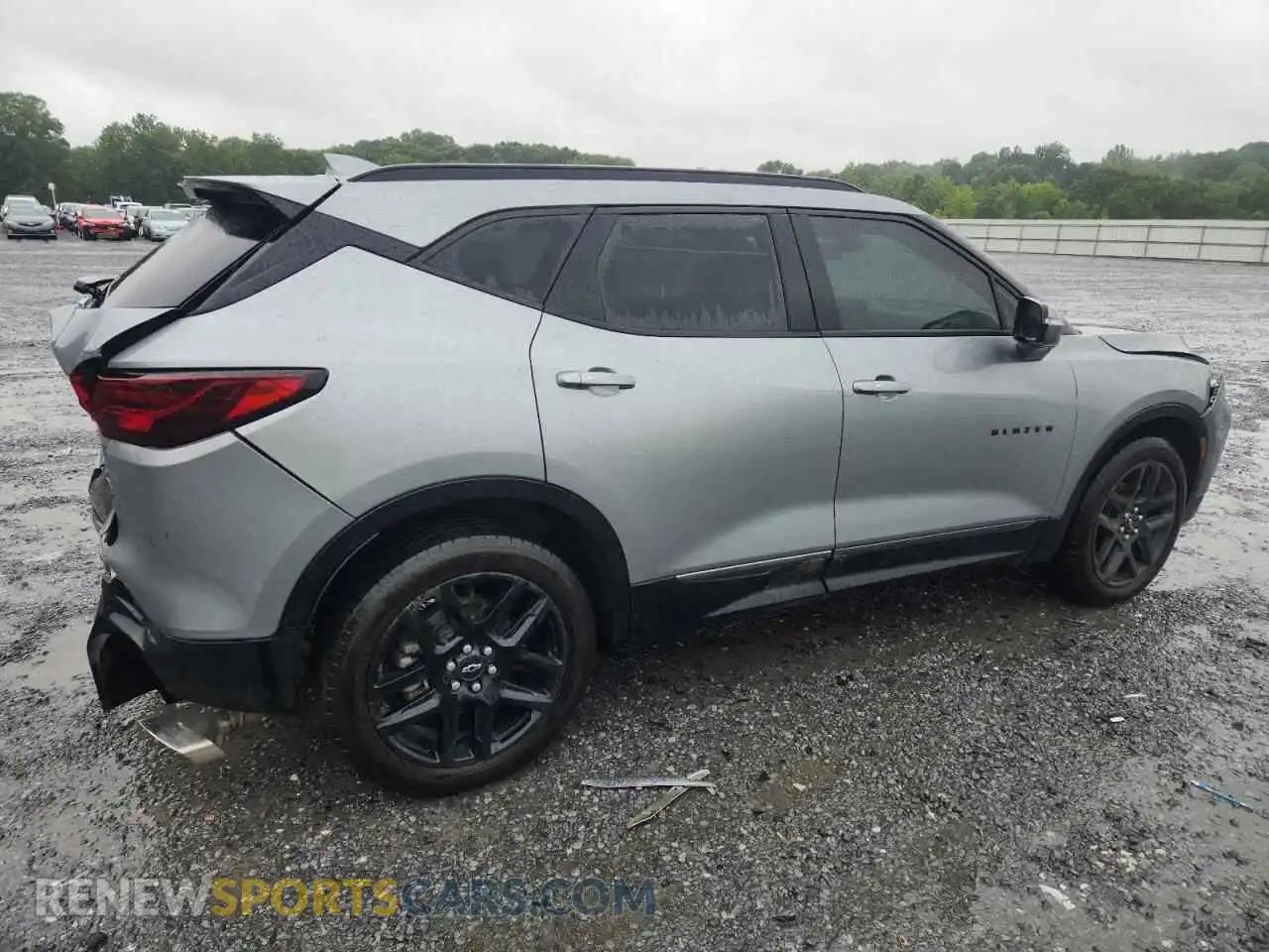 3 Photograph of a damaged car 3GNKBERS3PS233658 CHEVROLET BLAZER 2023