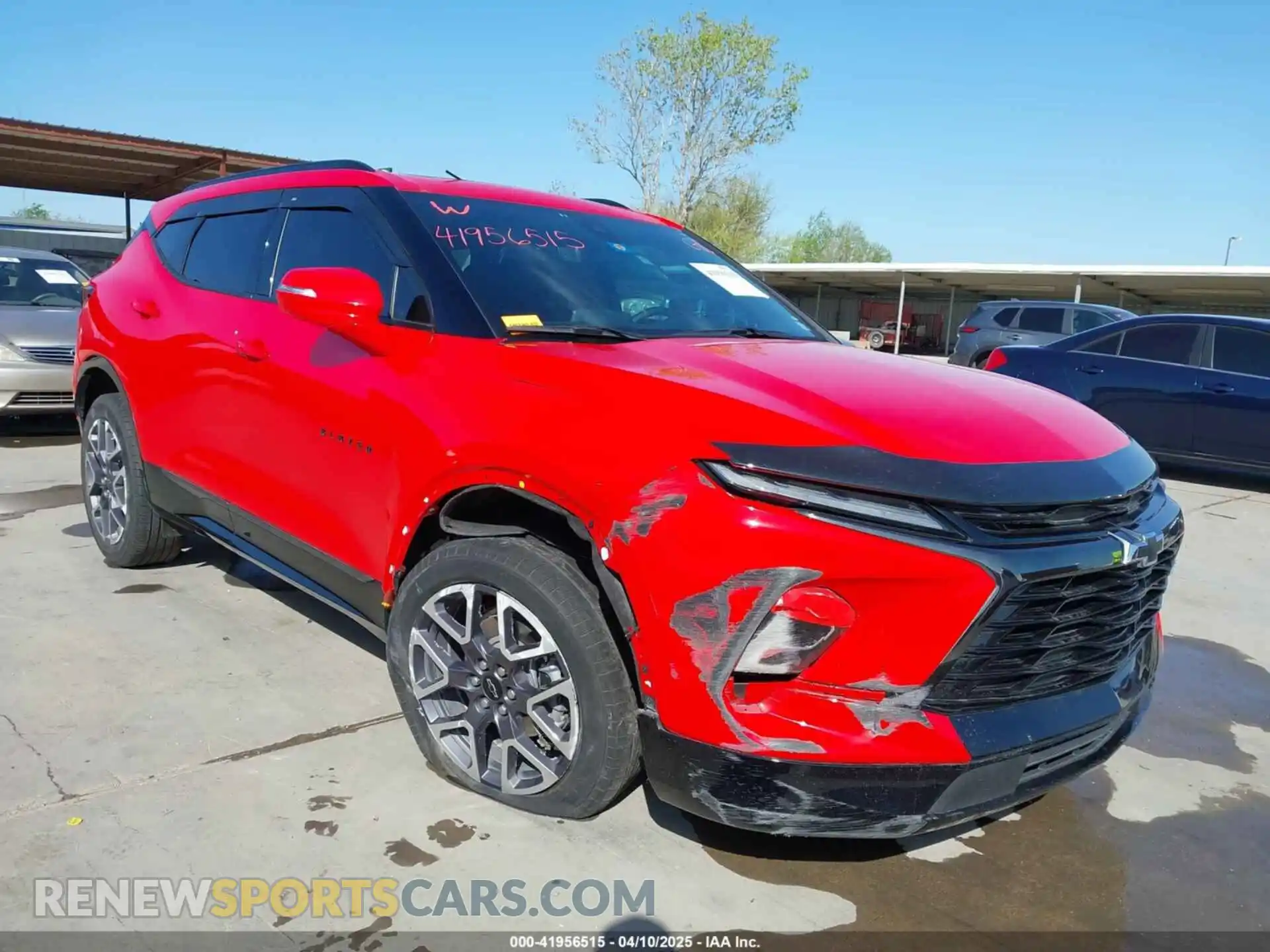 1 Photograph of a damaged car 3GNKBERS5PS199772 CHEVROLET BLAZER 2023