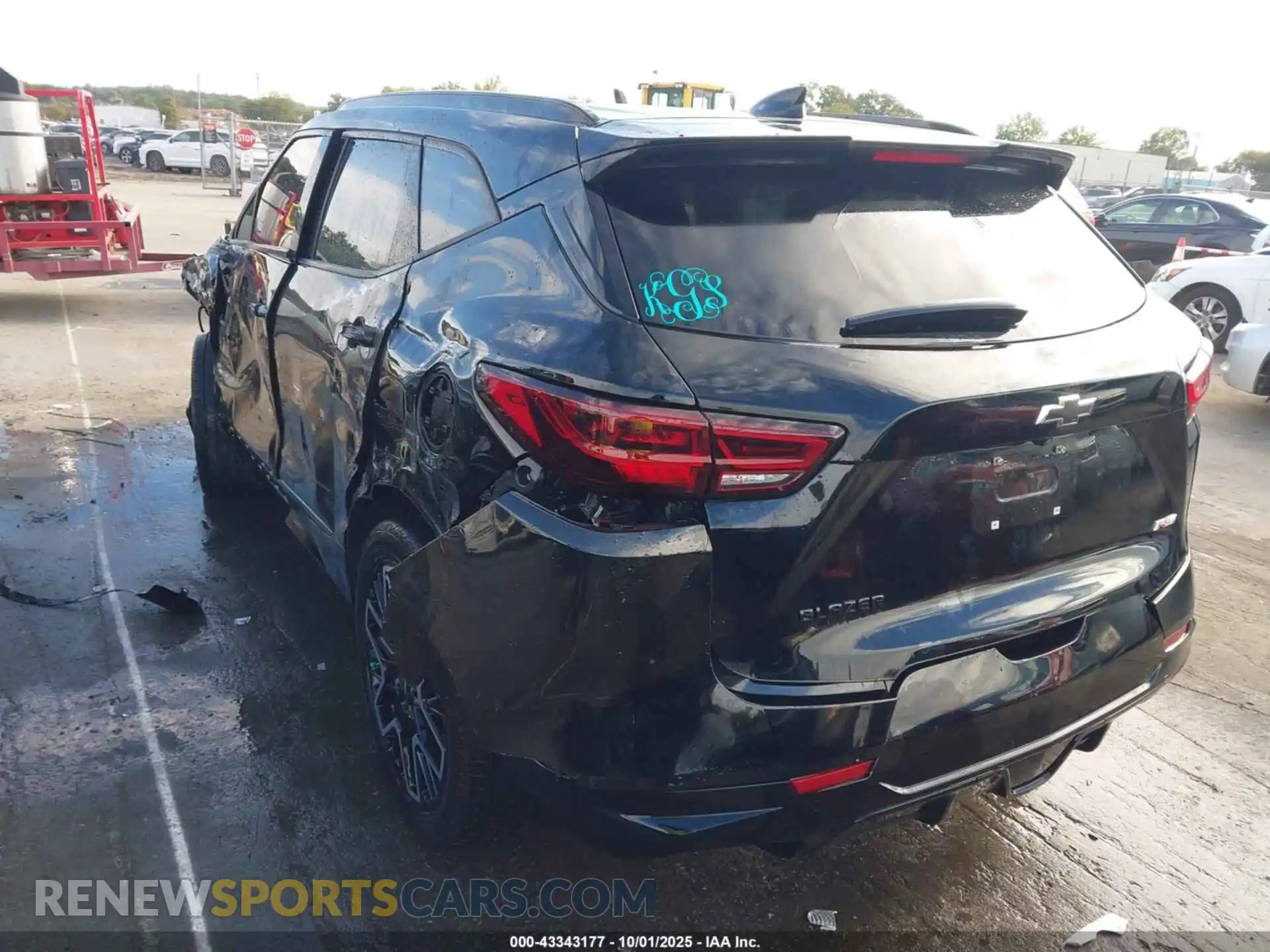 3 Photograph of a damaged car 3GNKBERSXPS155315 CHEVROLET BLAZER 2023