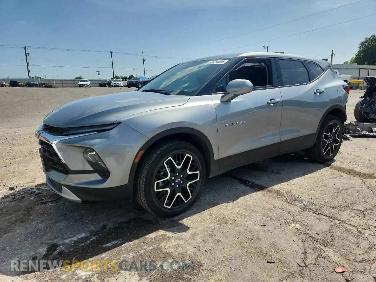 1 Photograph of a damaged car 3GNKBHR42PS169695 CHEVROLET BLAZER 2023