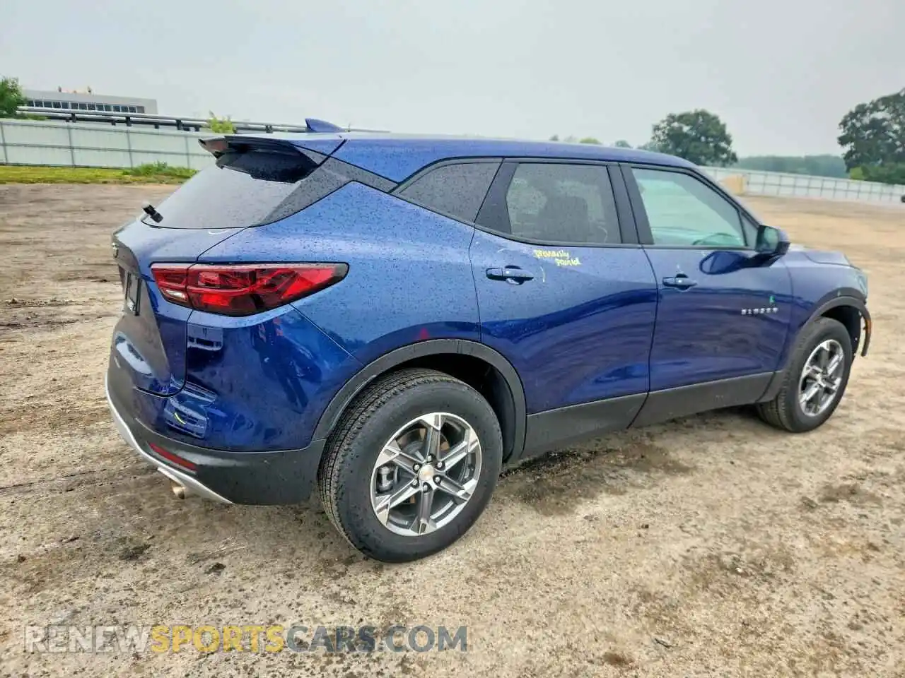 3 Photograph of a damaged car 3GNKBHR43PS147768 CHEVROLET BLAZER 2023