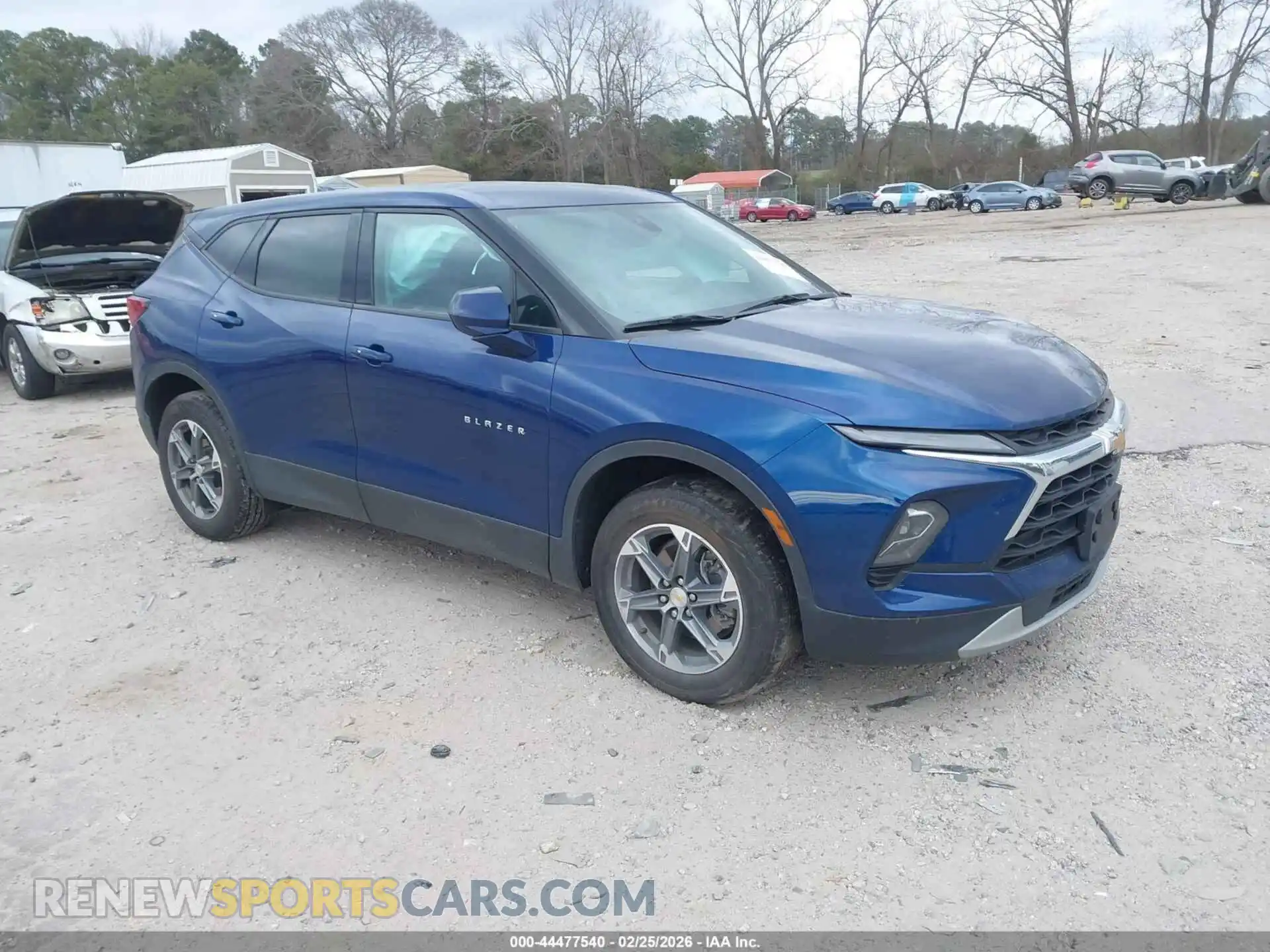 1 Photograph of a damaged car 3GNKBHR44PS157306 CHEVROLET BLAZER 2023
