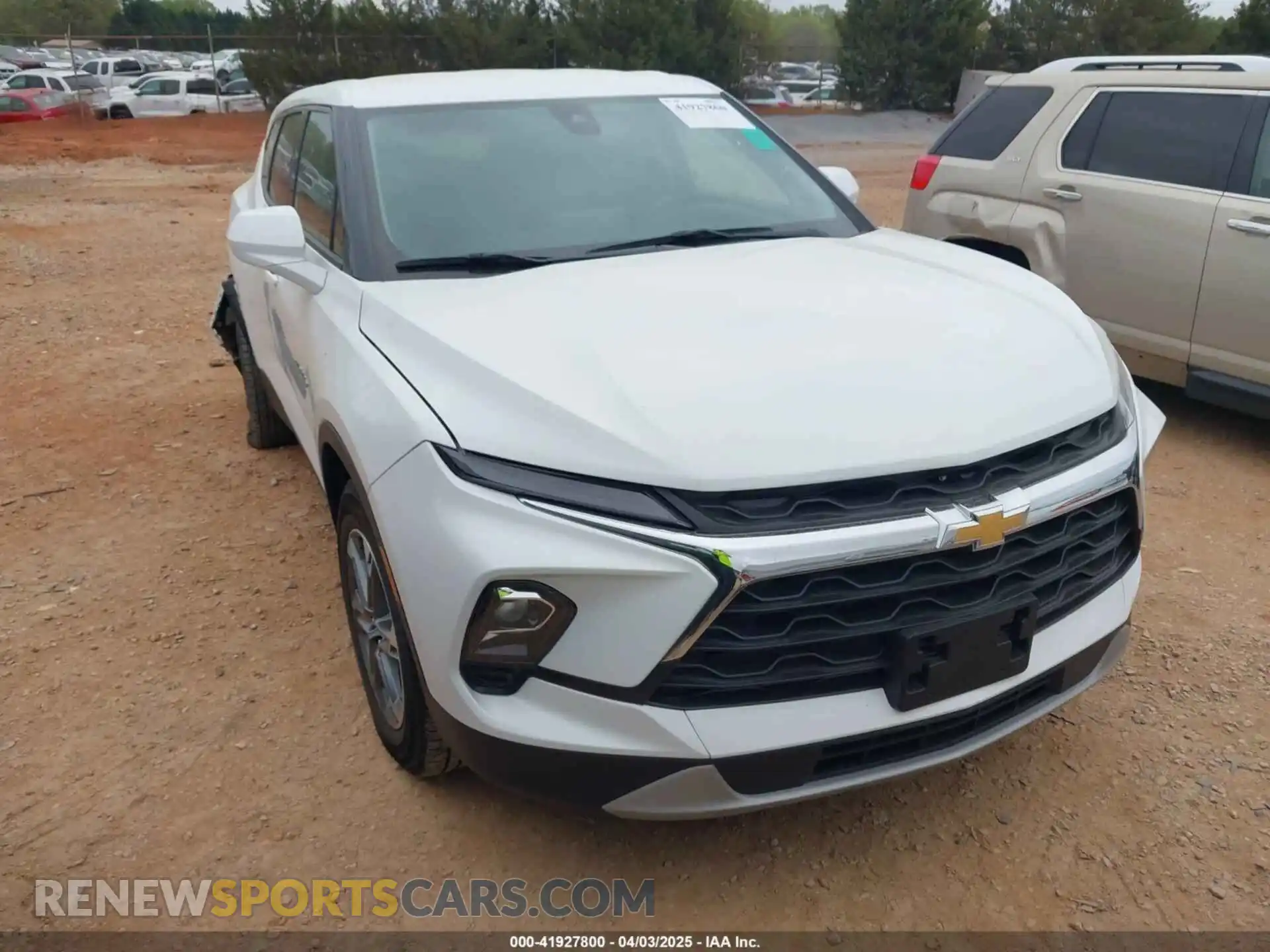 1 Photograph of a damaged car 3GNKBHR45PS234006 CHEVROLET BLAZER 2023