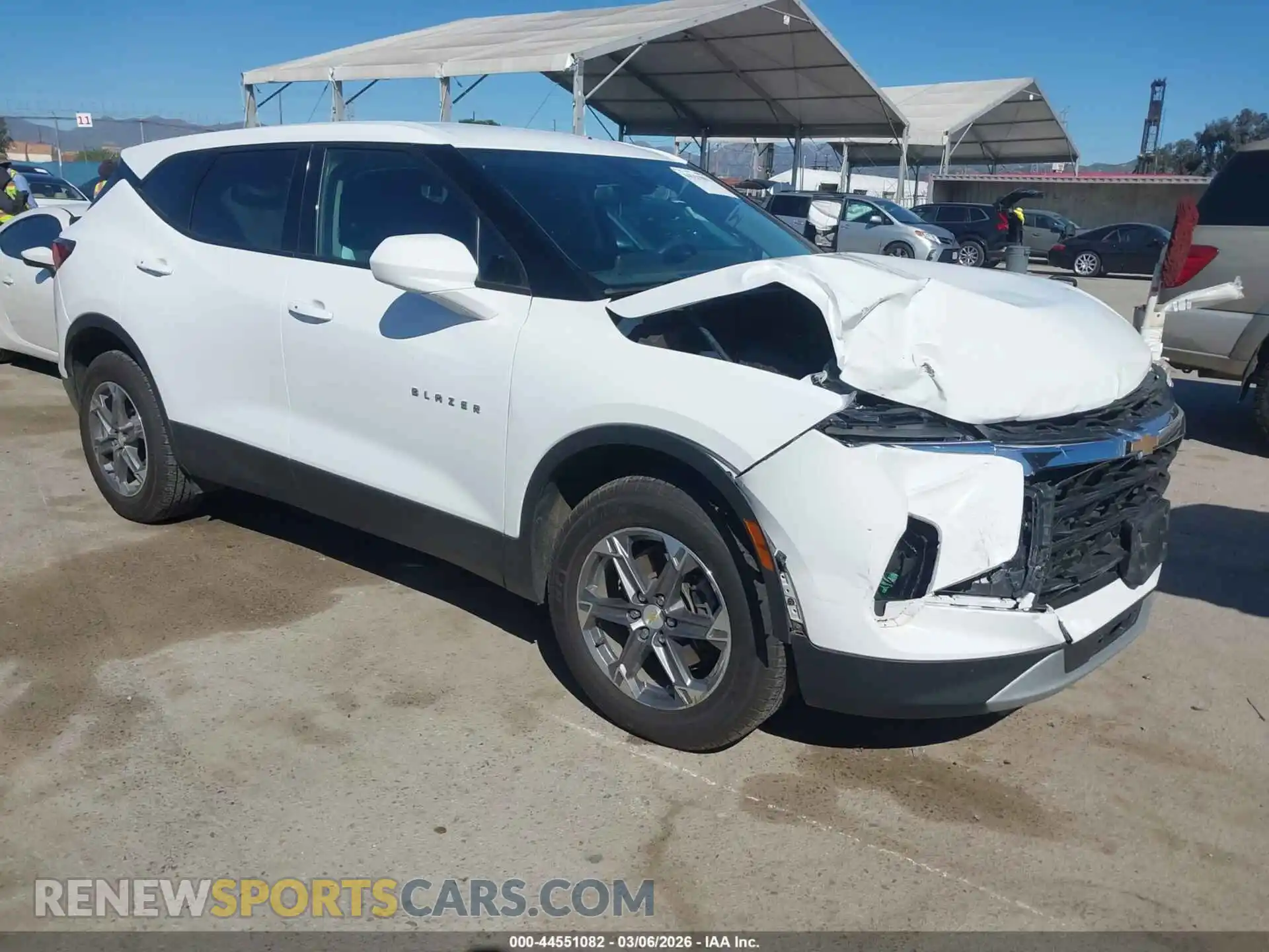1 Photograph of a damaged car 3GNKBHR47PS213223 CHEVROLET BLAZER 2023