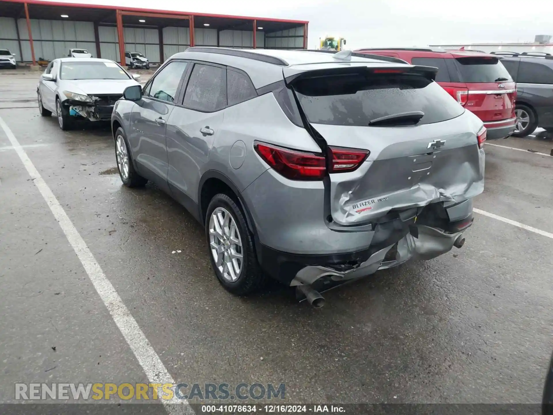 3 Photograph of a damaged car 3GNKBHR48PS137043 CHEVROLET BLAZER 2023