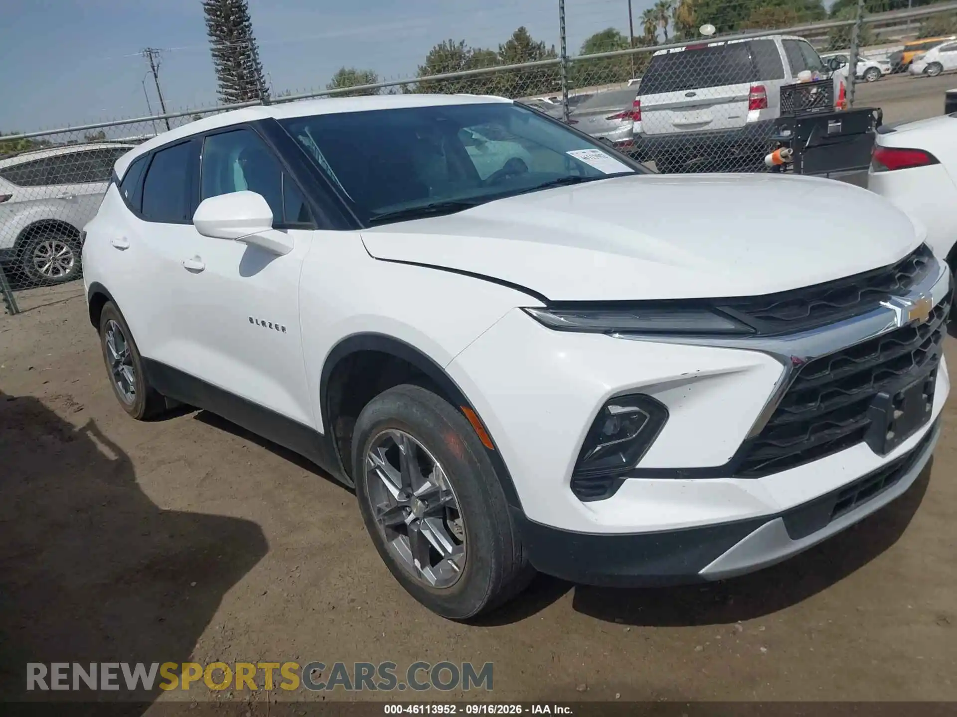 1 Photograph of a damaged car 3GNKBHR48PS165537 CHEVROLET BLAZER 2023