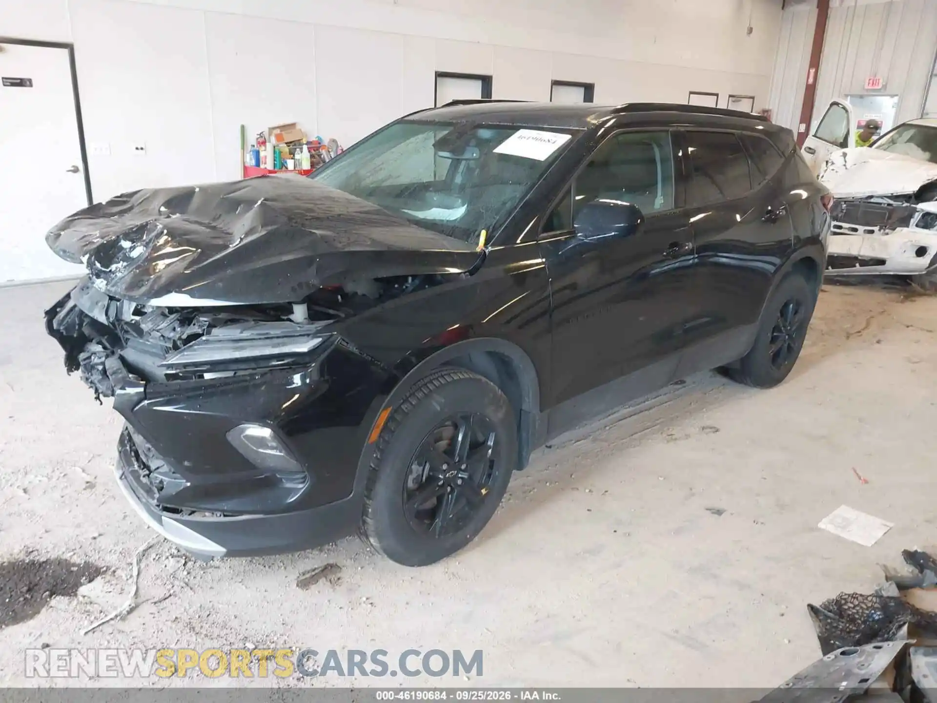 2 Photograph of a damaged car 3GNKBHR4XPS121569 CHEVROLET BLAZER 2023