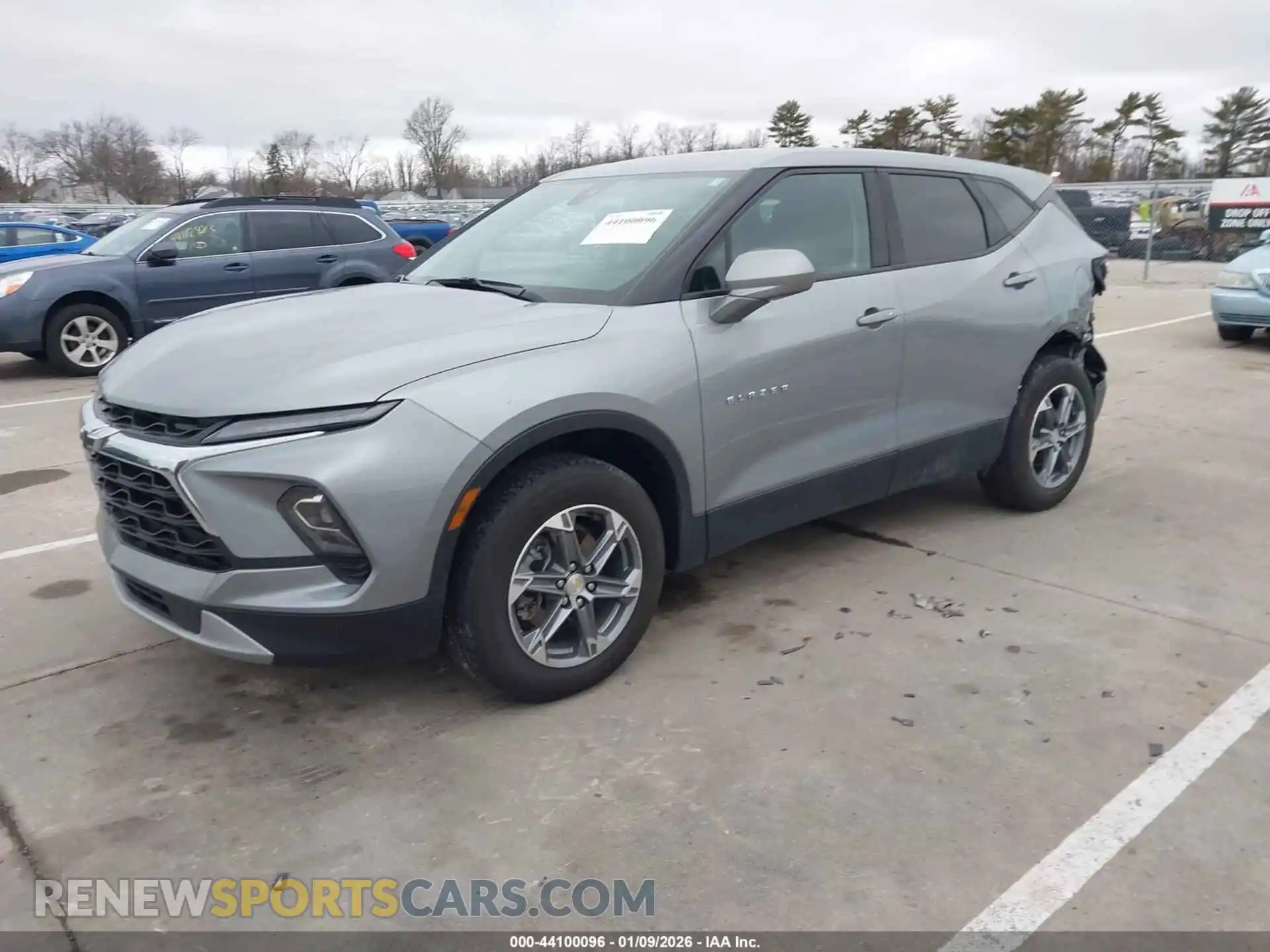 2 Photograph of a damaged car 3GNKBHR4XPS179505 CHEVROLET BLAZER 2023