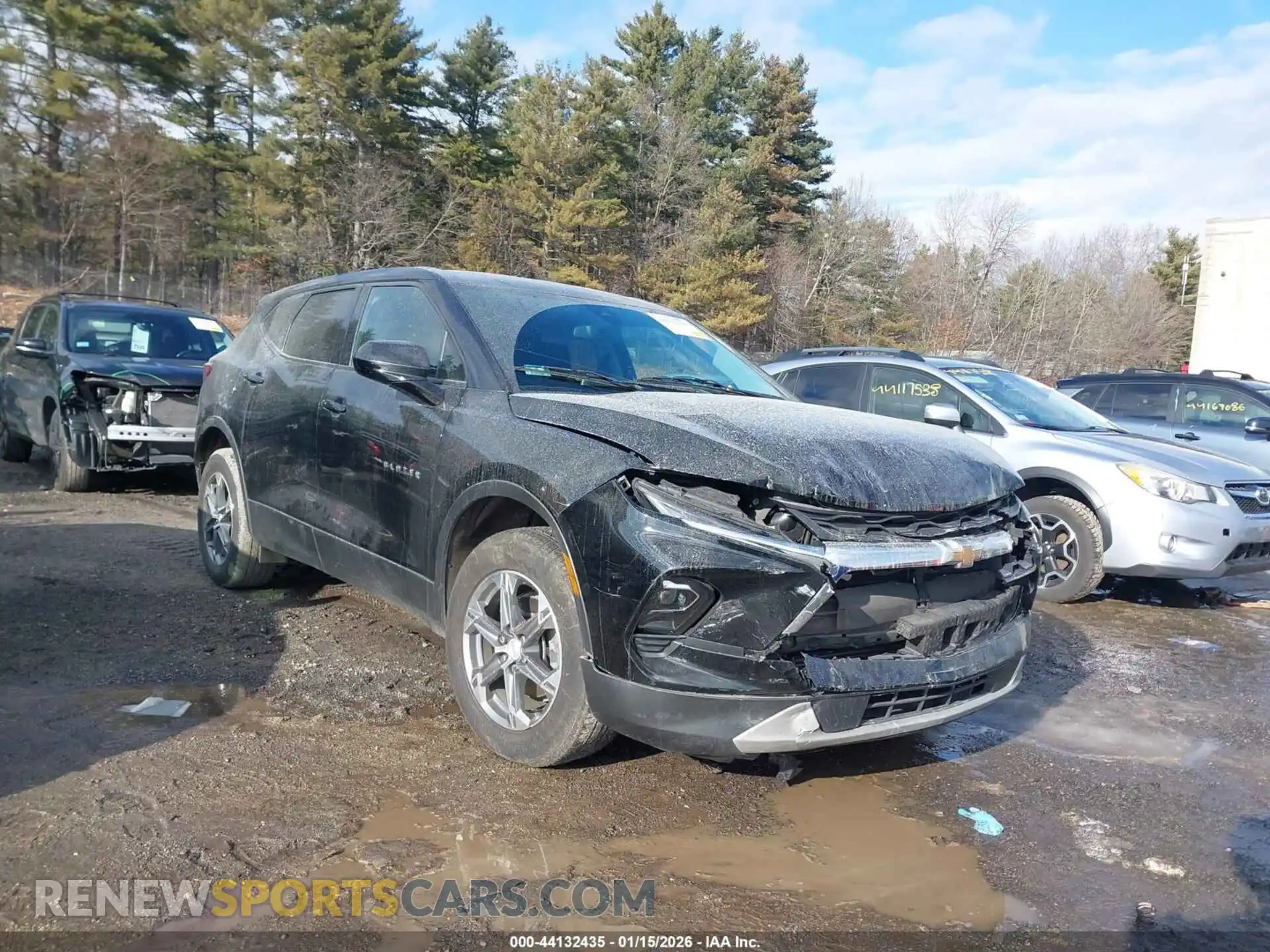 1 Photograph of a damaged car 3GNKBHR4XPS184185 CHEVROLET BLAZER 2023