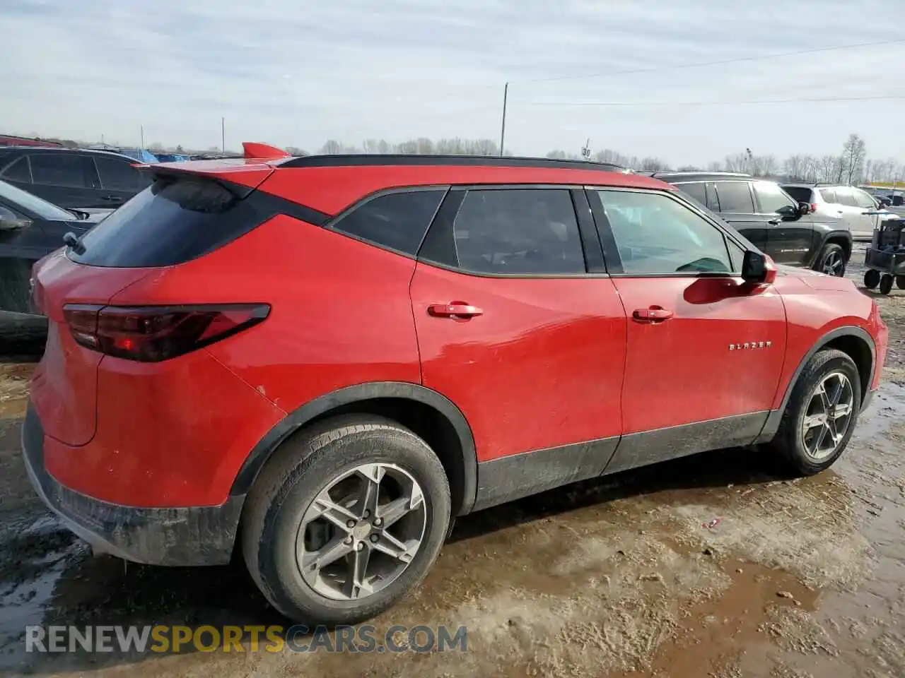 3 Photograph of a damaged car 3GNKBHR4XPS235278 CHEVROLET BLAZER 2023