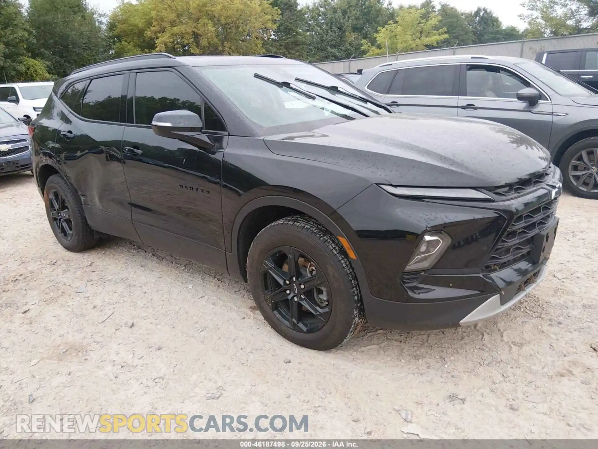 1 Фотография поврежденного автомобиля 3GNKBJRS3PS162261 CHEVROLET BLAZER 2023