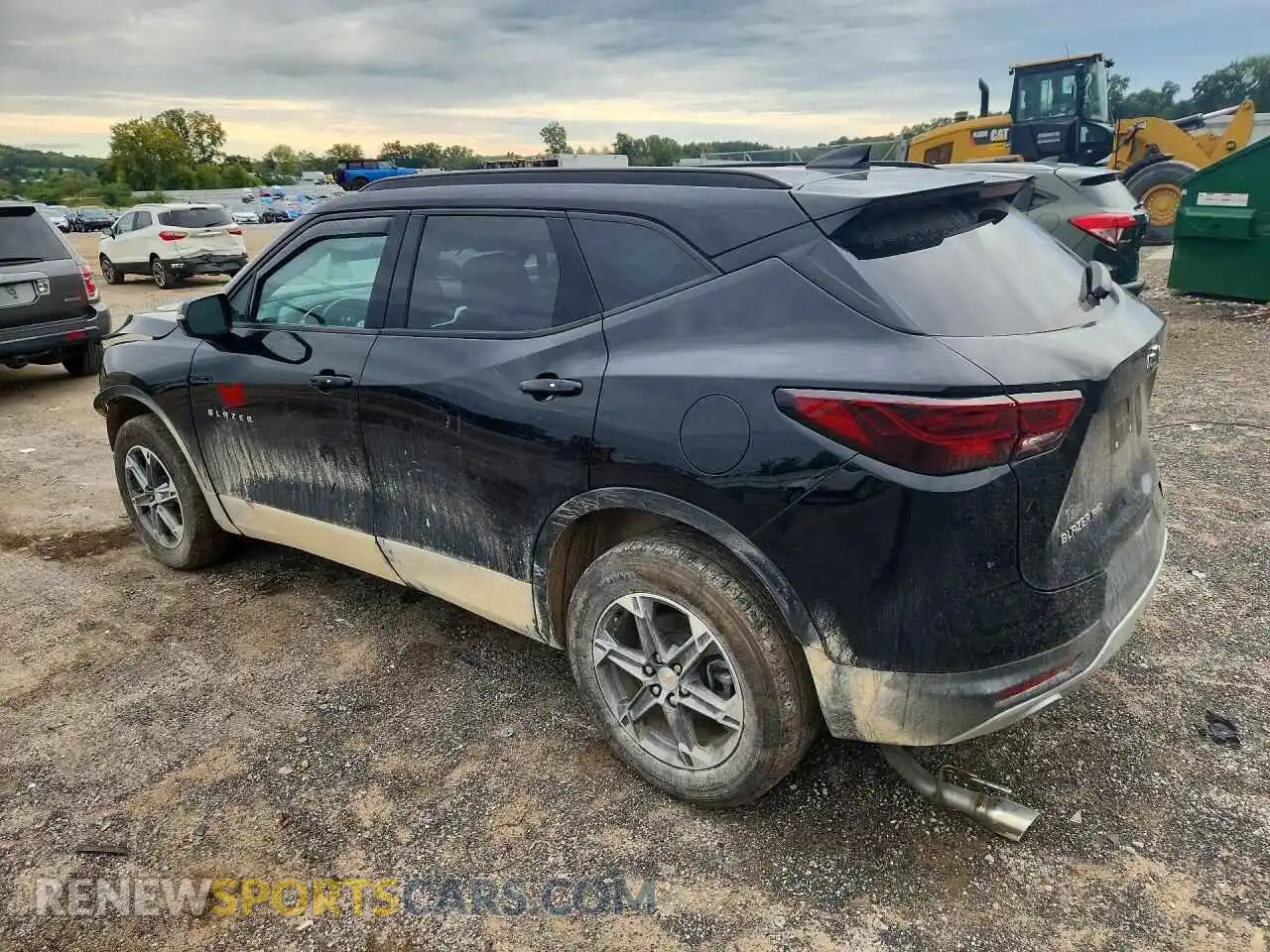 2 fotografías del automóvil dañado 3GNKBJRS4PS160700 CHEVROLET BLAZER 2023