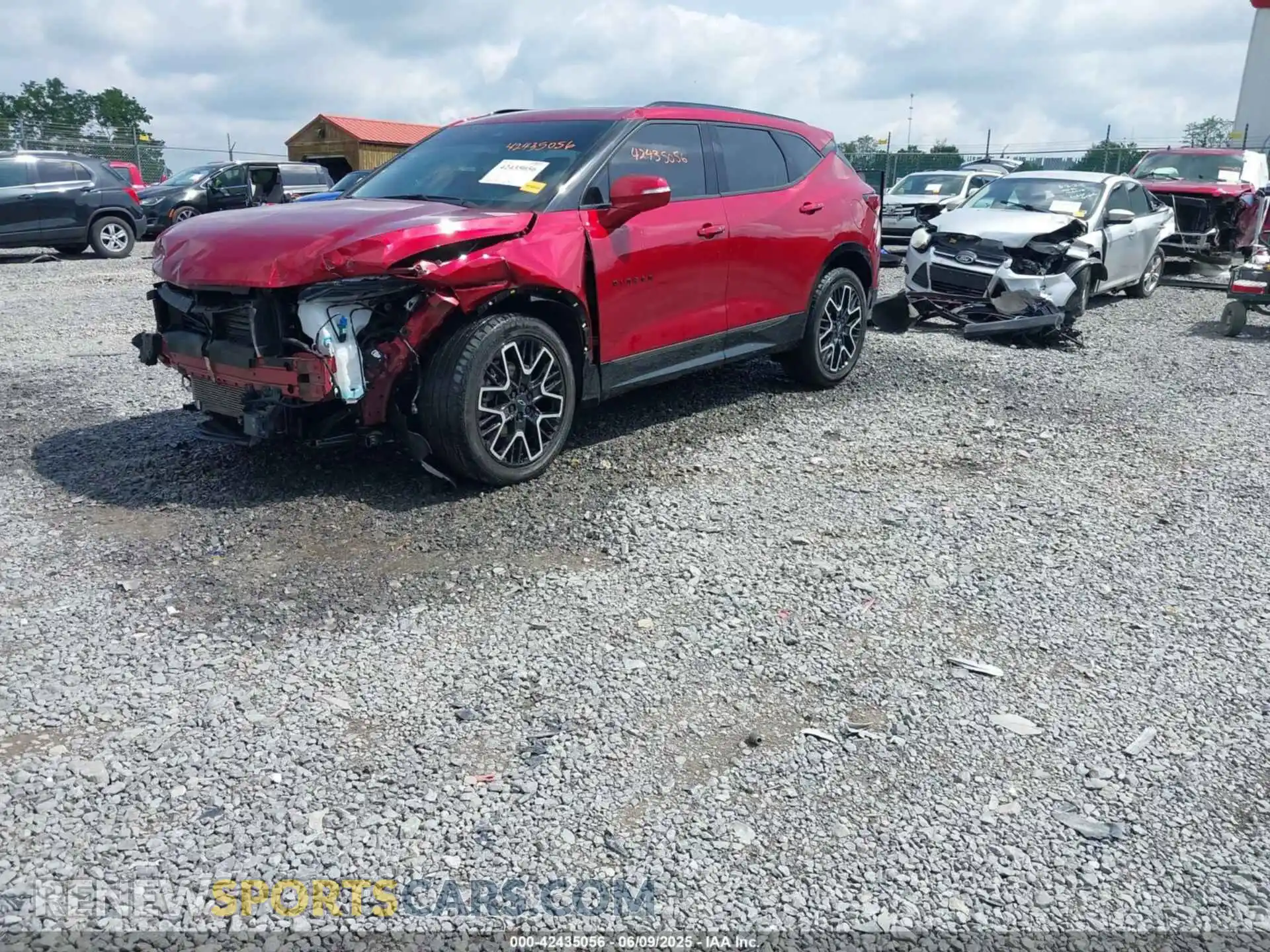 2 Photograph of a damaged car 3GNKBKRS4PS128545 CHEVROLET BLAZER 2023