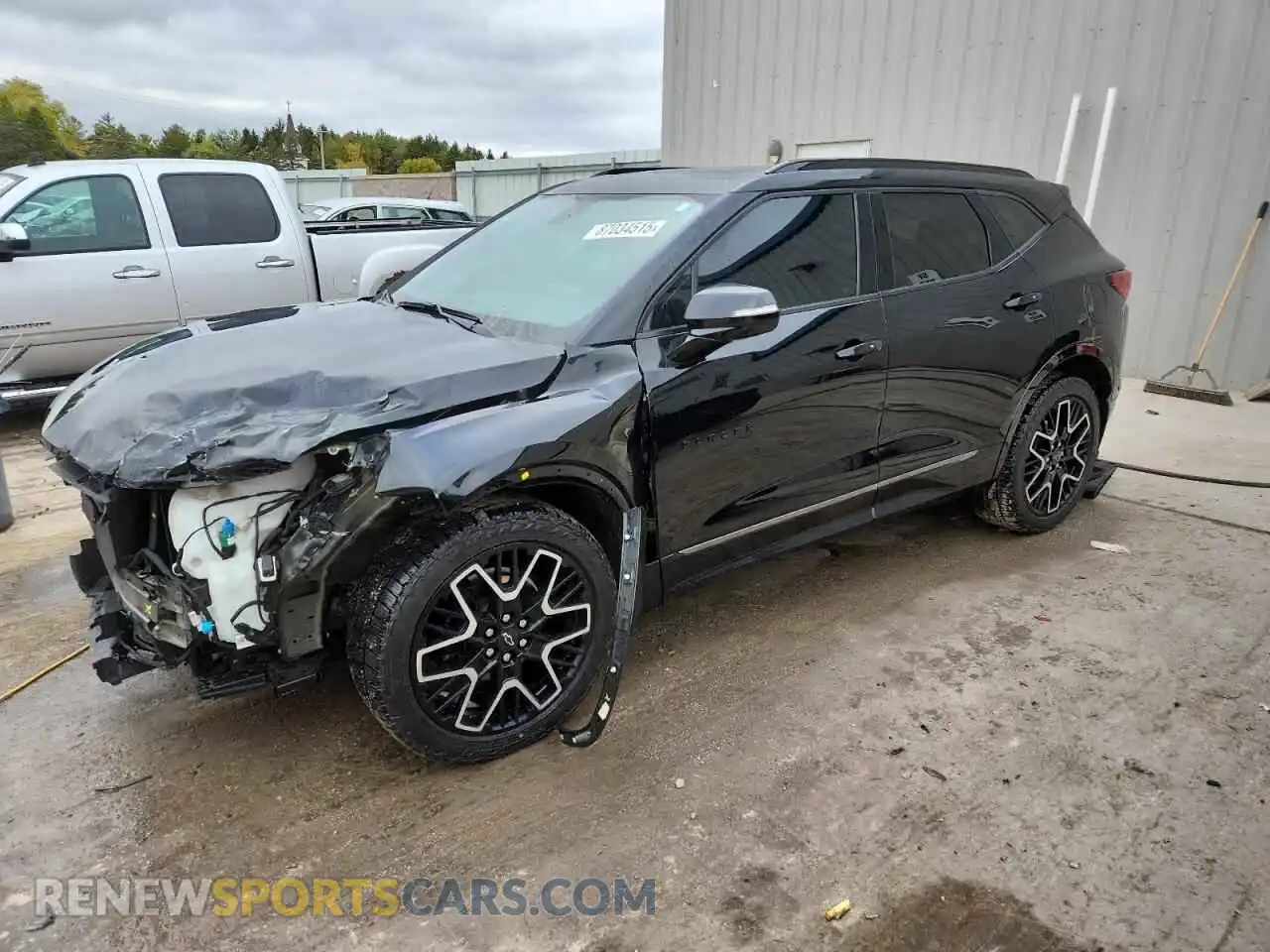 1 Фотография поврежденного автомобиля 3GNKBKRS4PS179320 CHEVROLET BLAZER 2023