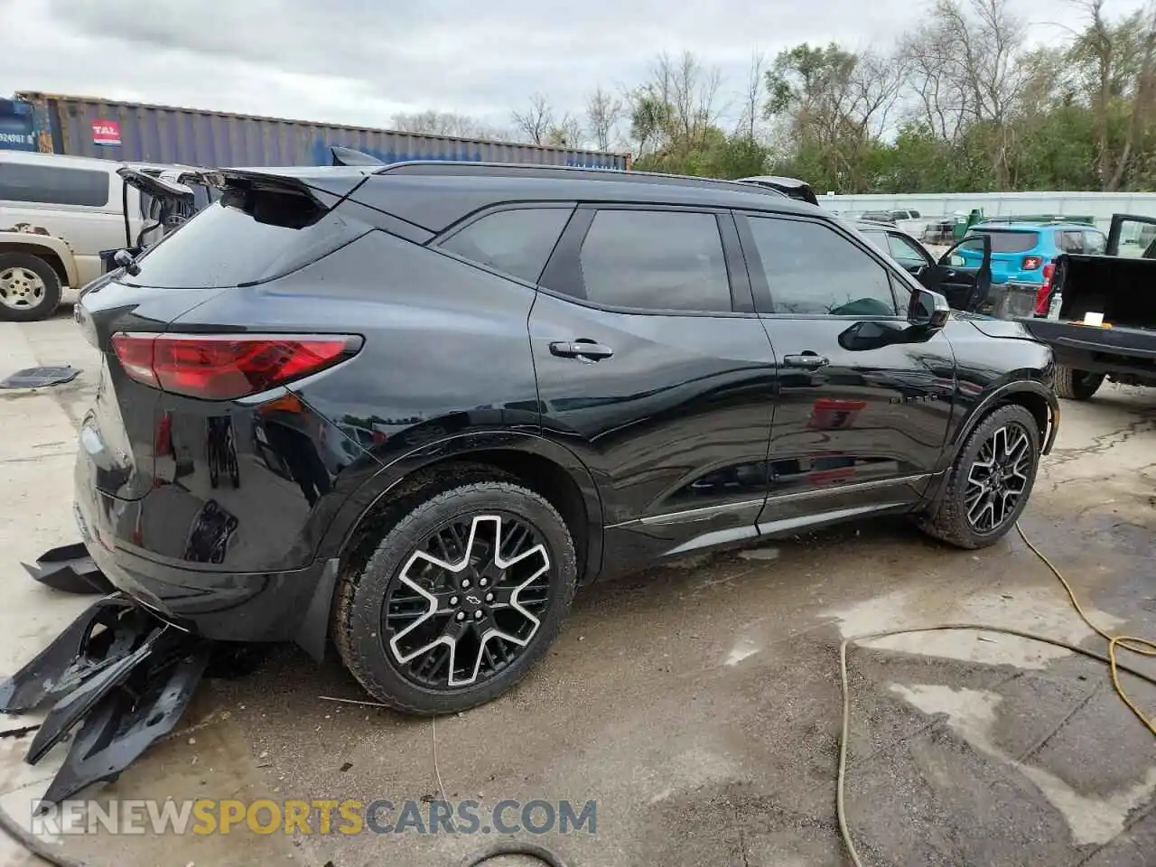 3 Фотография поврежденного автомобиля 3GNKBKRS4PS179320 CHEVROLET BLAZER 2023