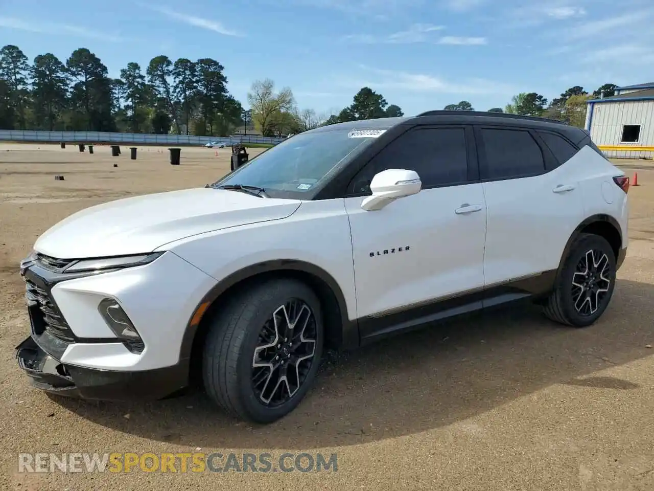 1 Photograph of a damaged car 3GNKBKRS5PS168410 CHEVROLET BLAZER 2023