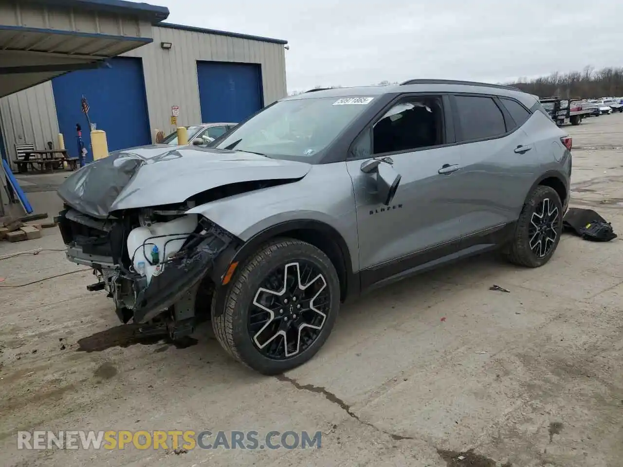 1 Photograph of a damaged car 3GNKBKRS5PS225298 CHEVROLET BLAZER 2023