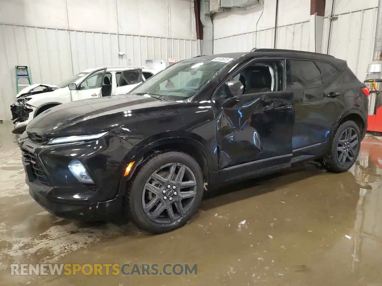 1 Photograph of a damaged car 3GNKBKRSXPS230691 CHEVROLET BLAZER 2023