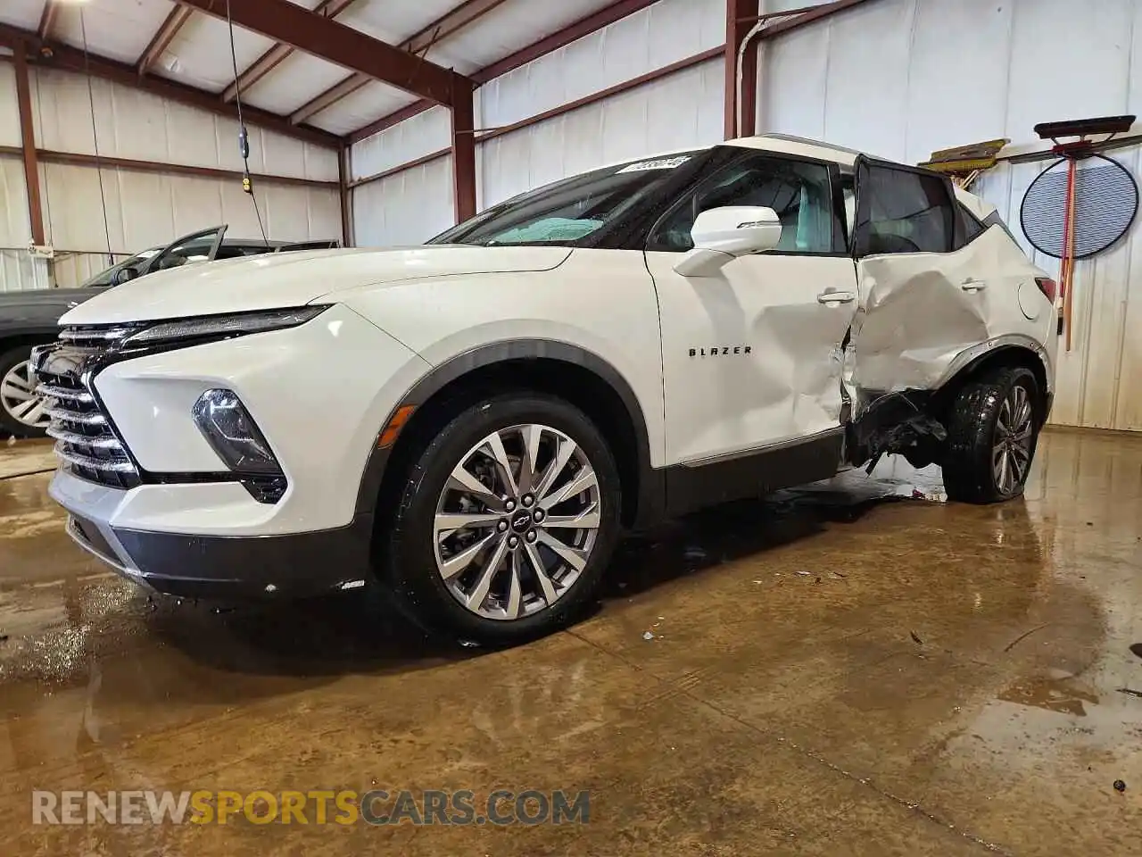 1 Photograph of a damaged car 3GNKBLRS1PS113751 CHEVROLET BLAZER 2023