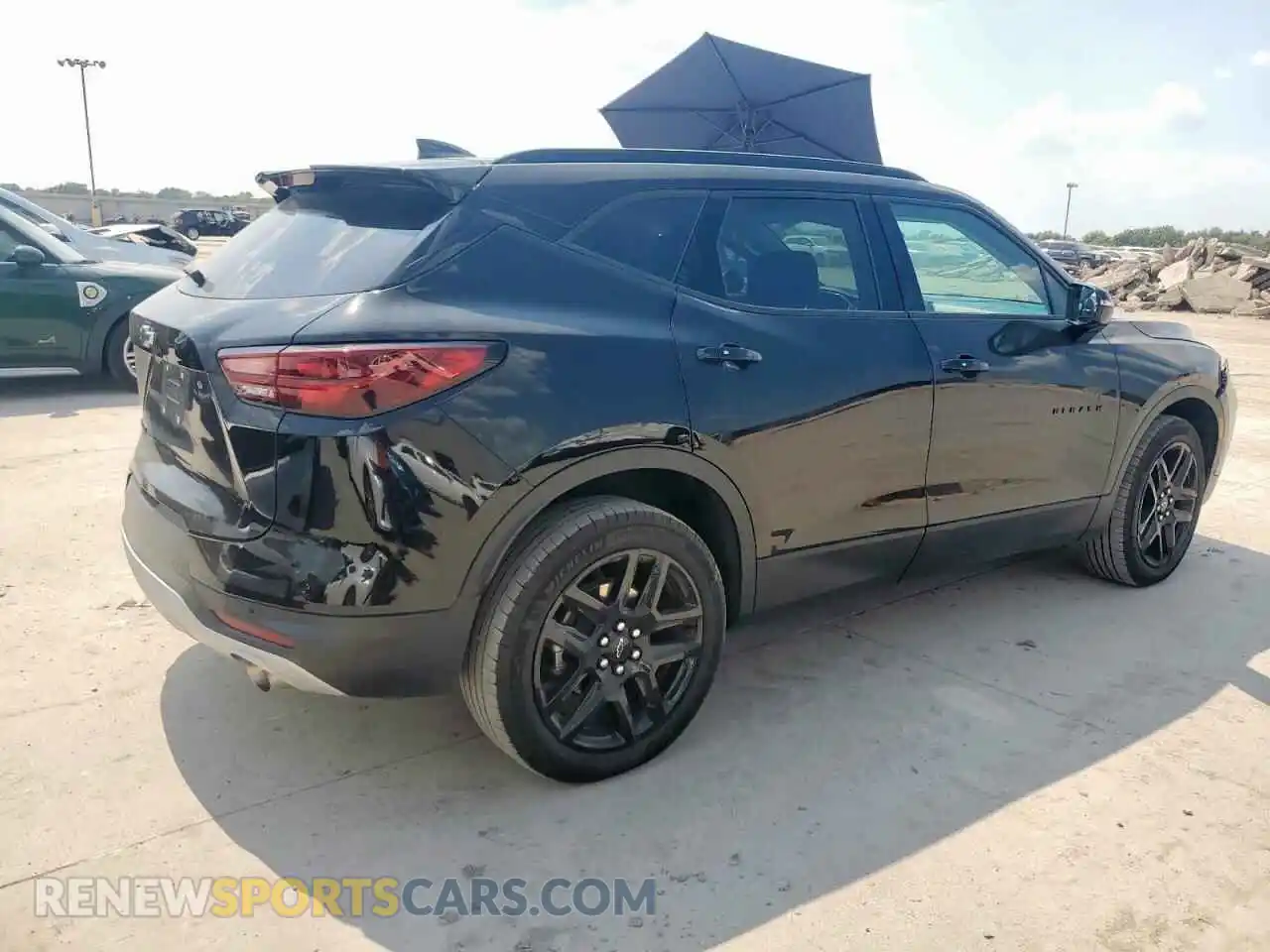 3 Photograph of a damaged car 3GNKBDR43RS201758 CHEVROLET BLAZER 2024