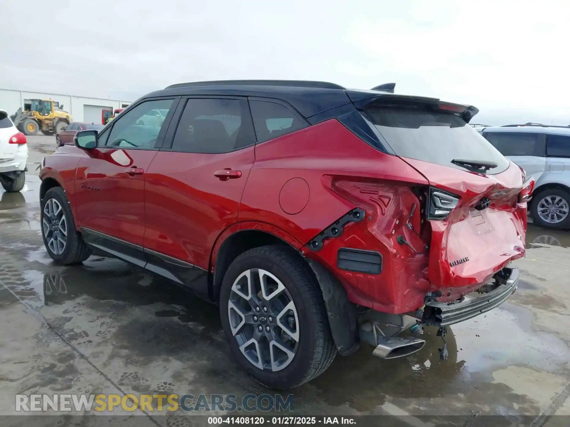 3 Photograph of a damaged car 3GNKBERS5RS184241 CHEVROLET BLAZER 2024