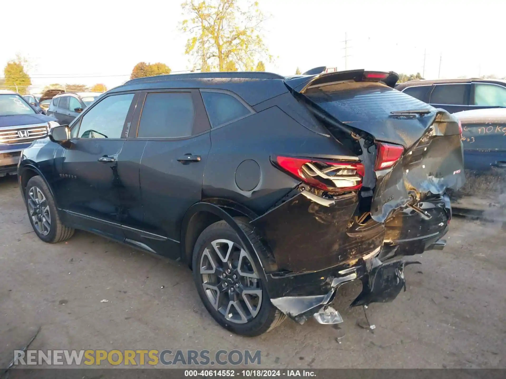 3 Photograph of a damaged car 3GNKBERS5RS185728 CHEVROLET BLAZER 2024