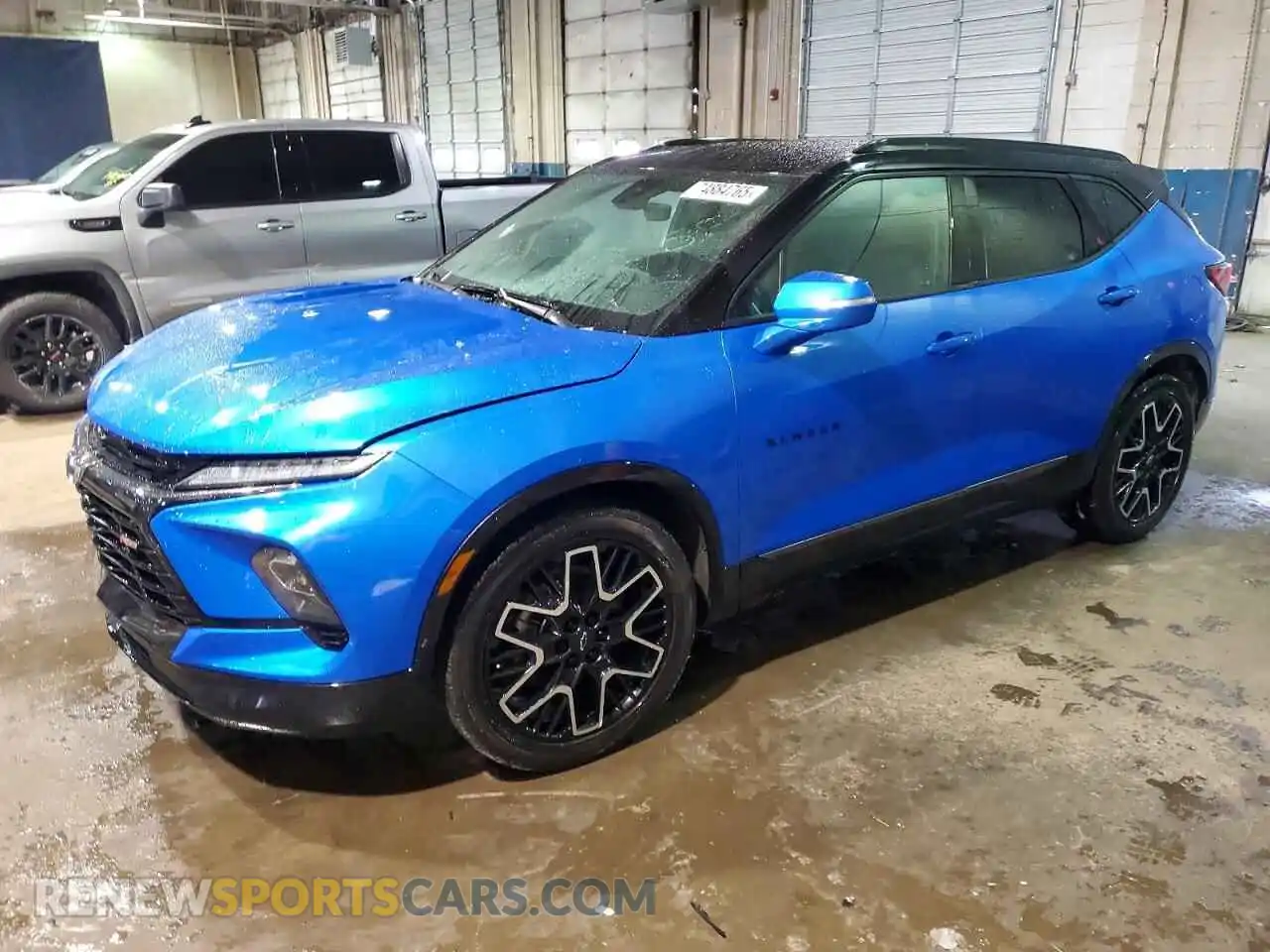 1 Фотография поврежденного автомобиля 3GNKBERS5RS185941 CHEVROLET BLAZER 2024