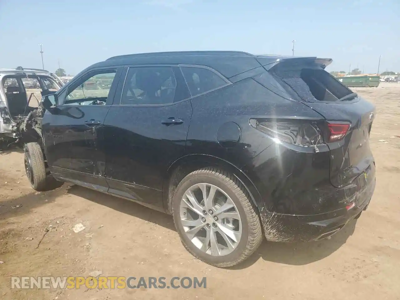 2 Photograph of a damaged car 3GNKBERS6RS129782 CHEVROLET BLAZER 2024