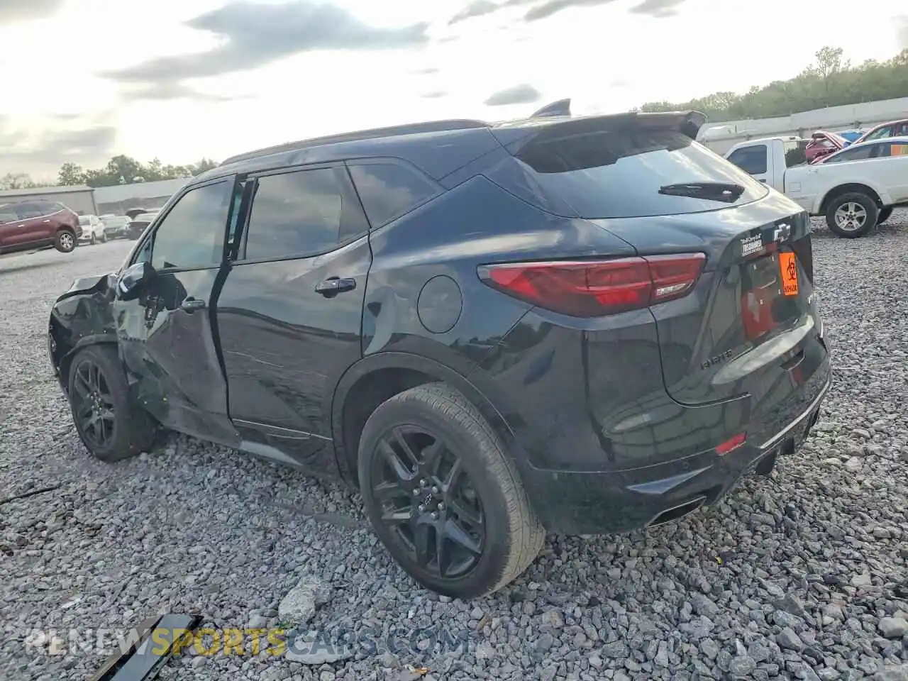 2 Photograph of a damaged car 3GNKBERSXRS183425 CHEVROLET BLAZER 2024