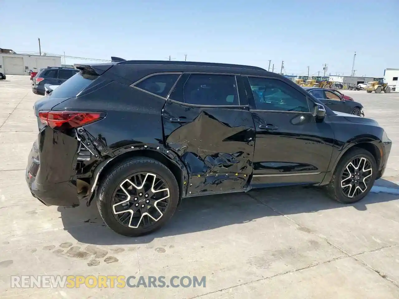 3 Photograph of a damaged car 3GNKBERSXRS218593 CHEVROLET BLAZER 2024