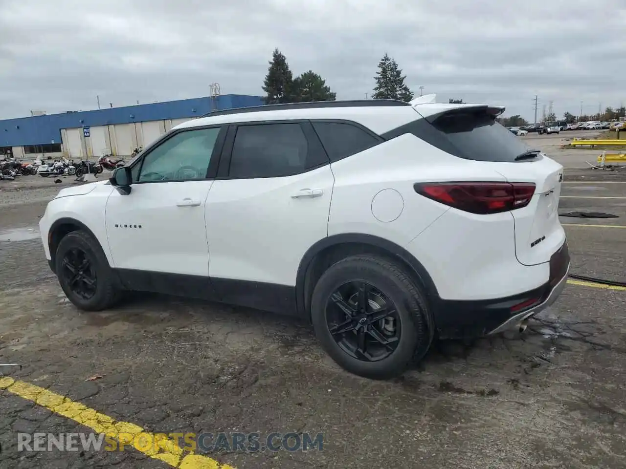 2 Photograph of a damaged car 3GNKBHR40RS142479 CHEVROLET BLAZER 2024