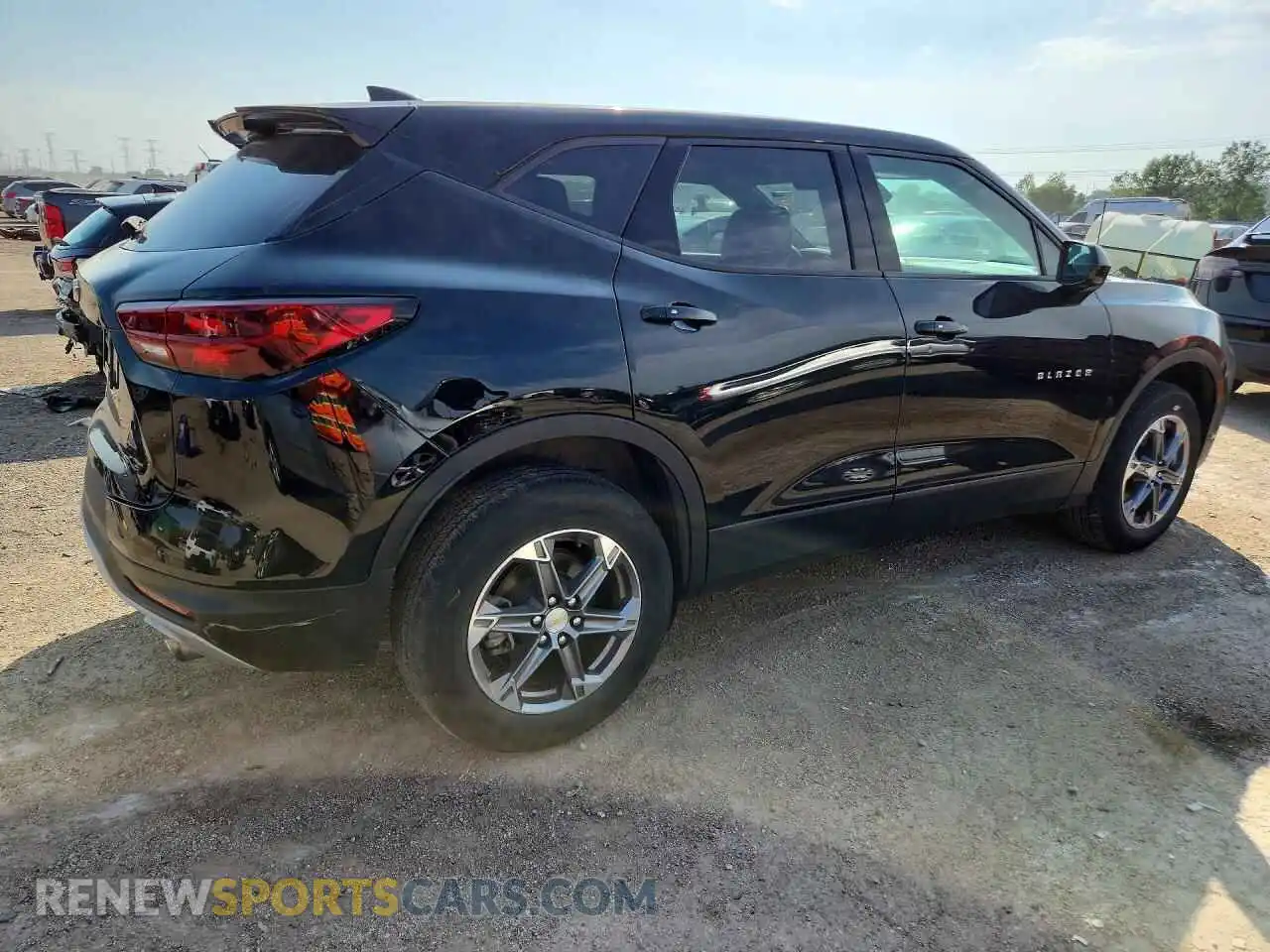3 Photograph of a damaged car 3GNKBHR48RS168649 CHEVROLET BLAZER 2024