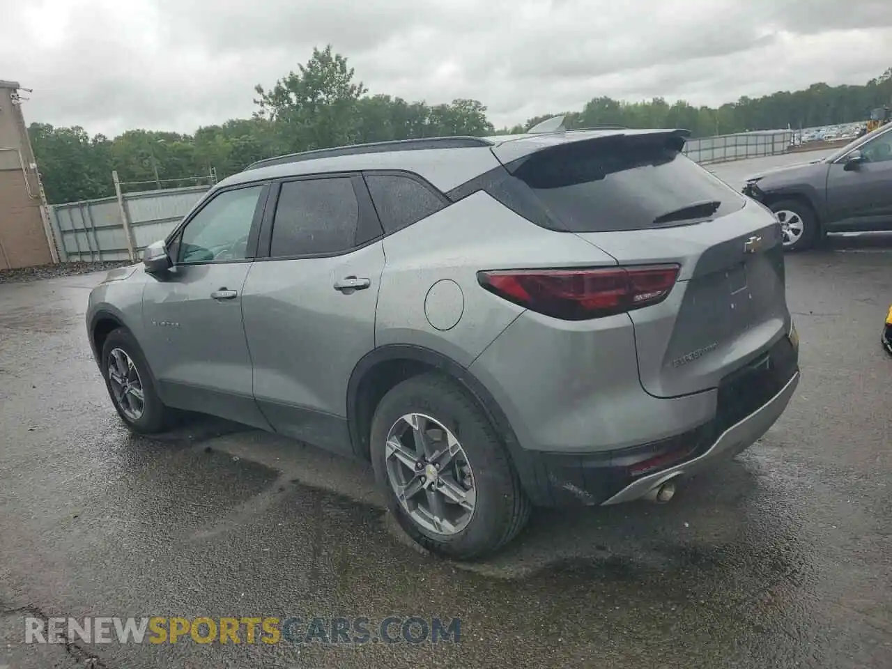 2 Photograph of a damaged car 3GNKBJR42RS197992 CHEVROLET BLAZER 2024