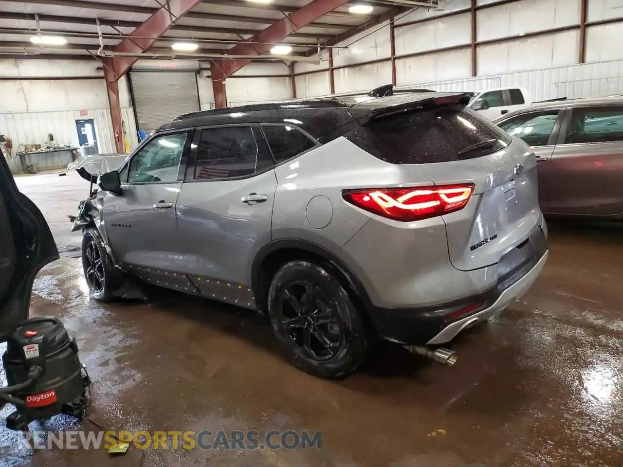 2 Photograph of a damaged car 3GNKBJR47RS171095 CHEVROLET BLAZER 2024