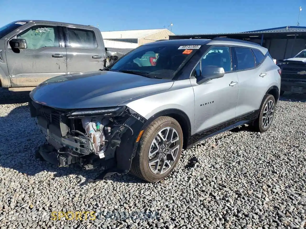 1 Photograph of a damaged car 3GNKBKRS0RS175154 CHEVROLET BLAZER 2024